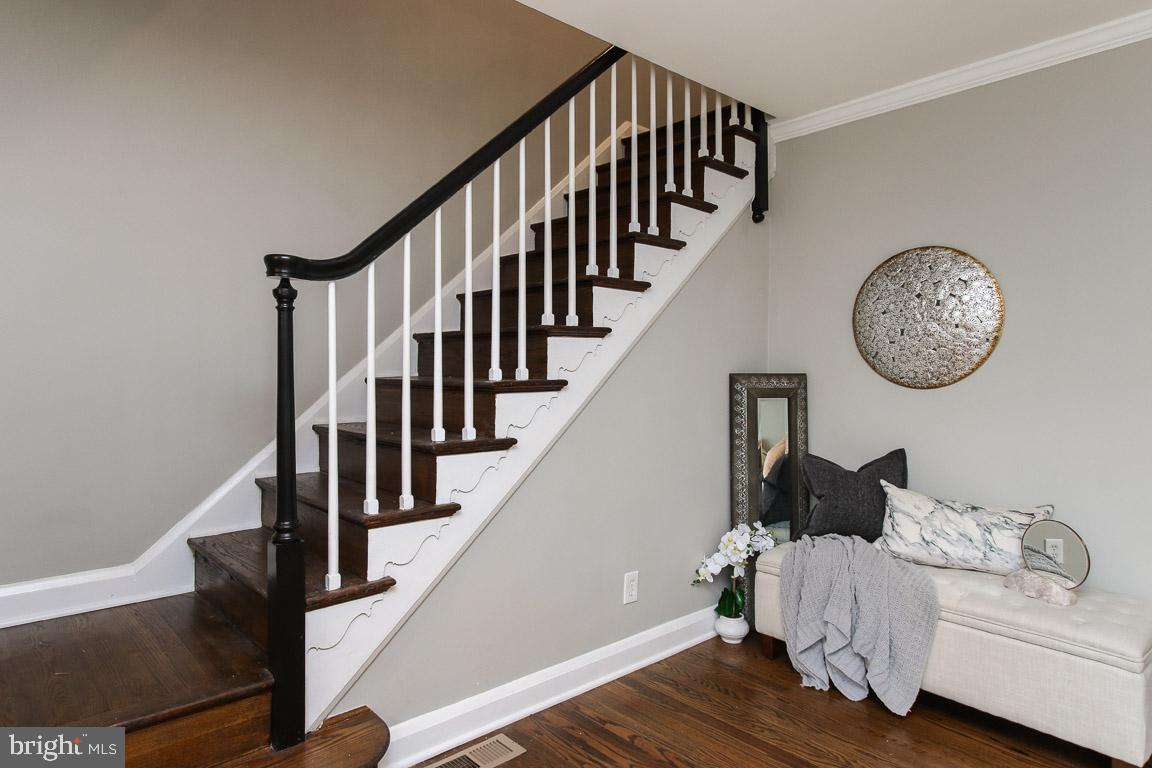 PERRING LOCH - Residential