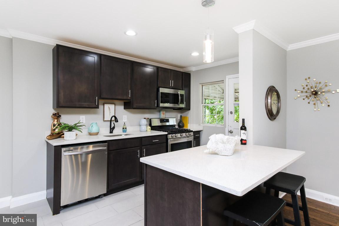 PERRING LOCH - Residential