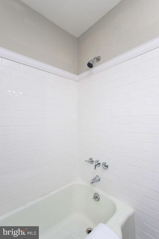 PERRING LOCH - Residential