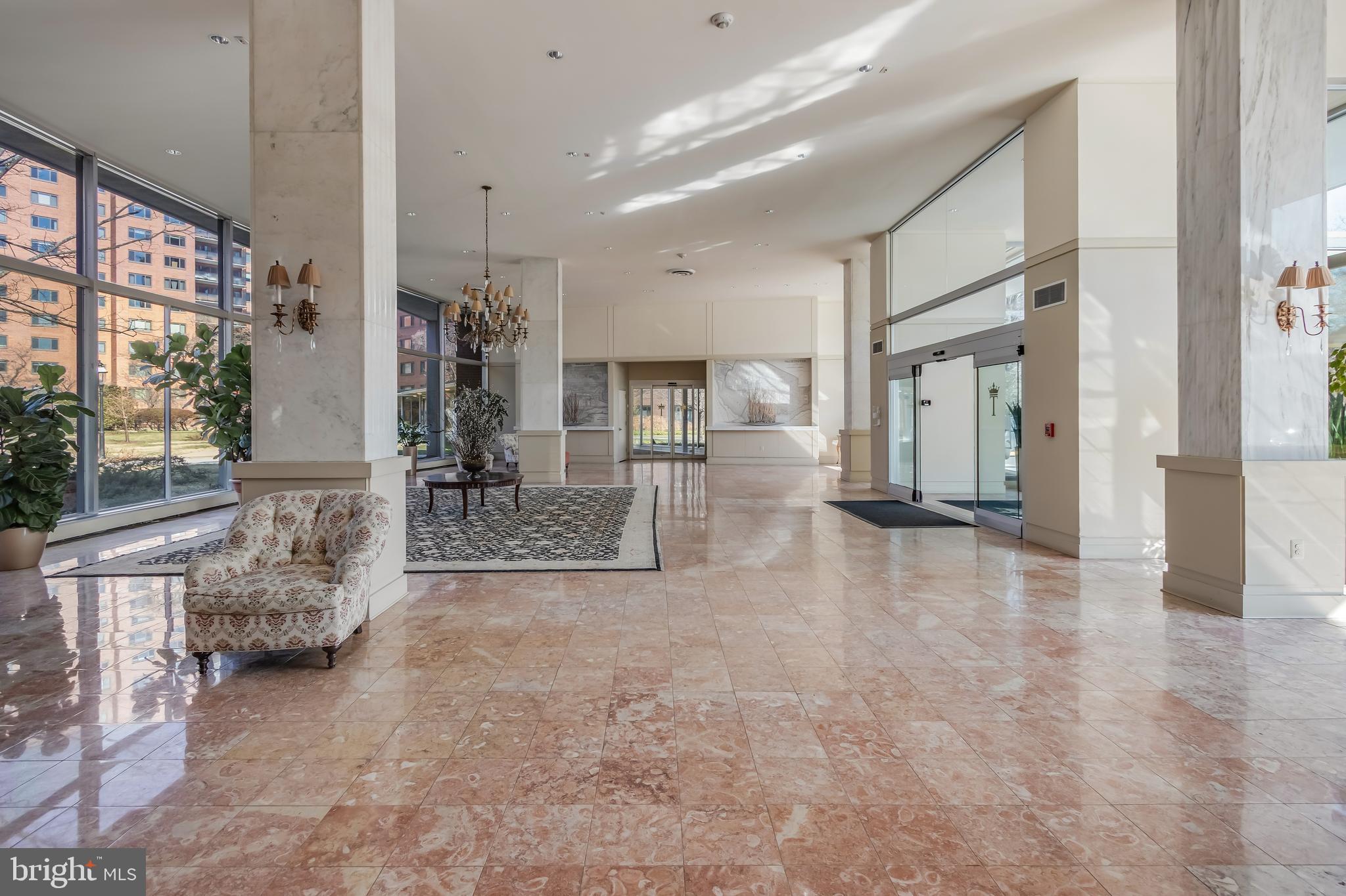 4201 CATHEDRAL AVENUE NW 118W