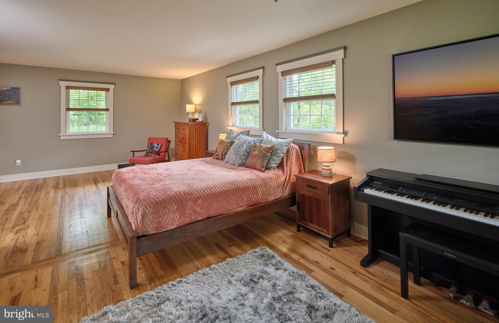 NEW HOPE HILLS - Residential
