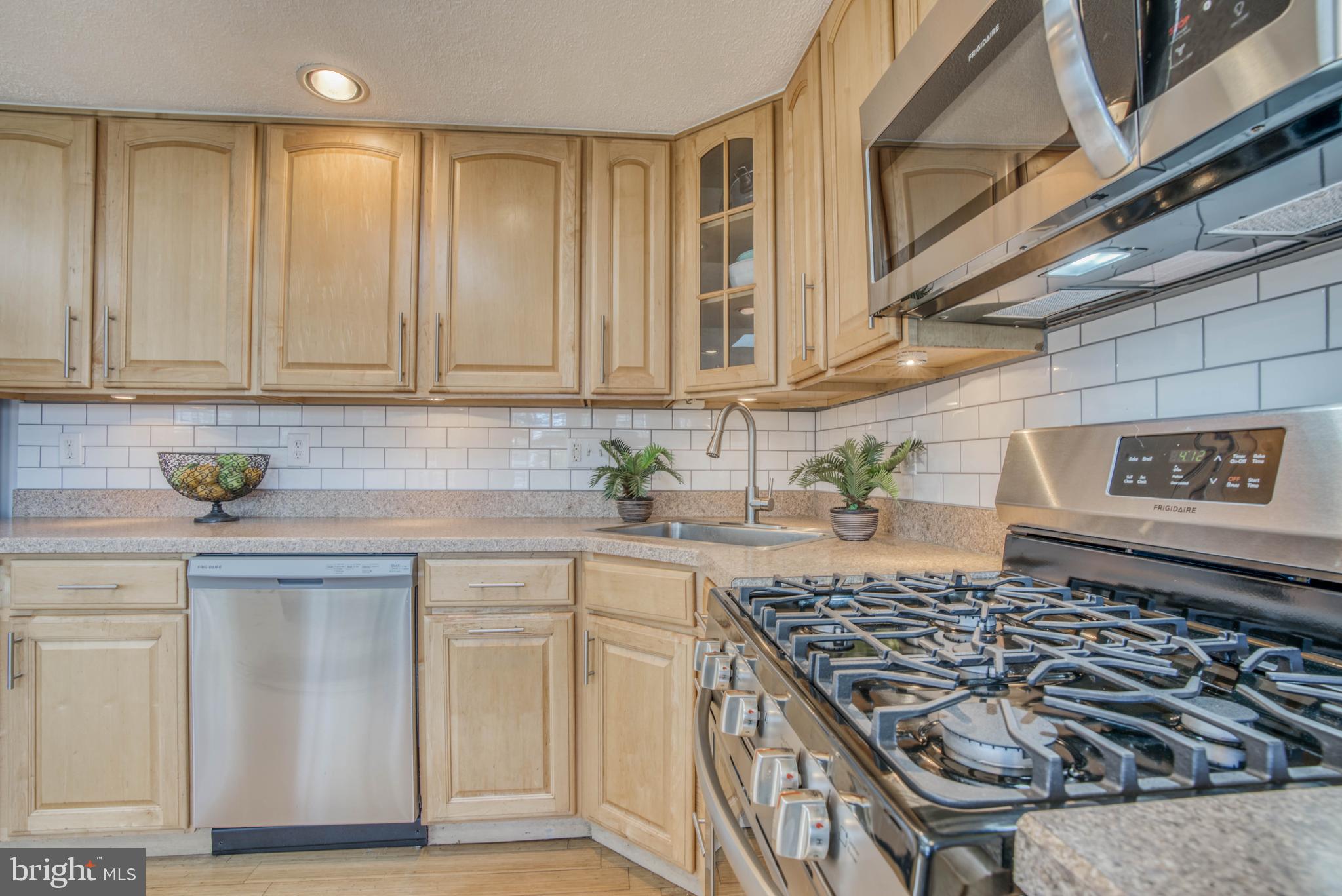 VILLA CRESTA - Residential