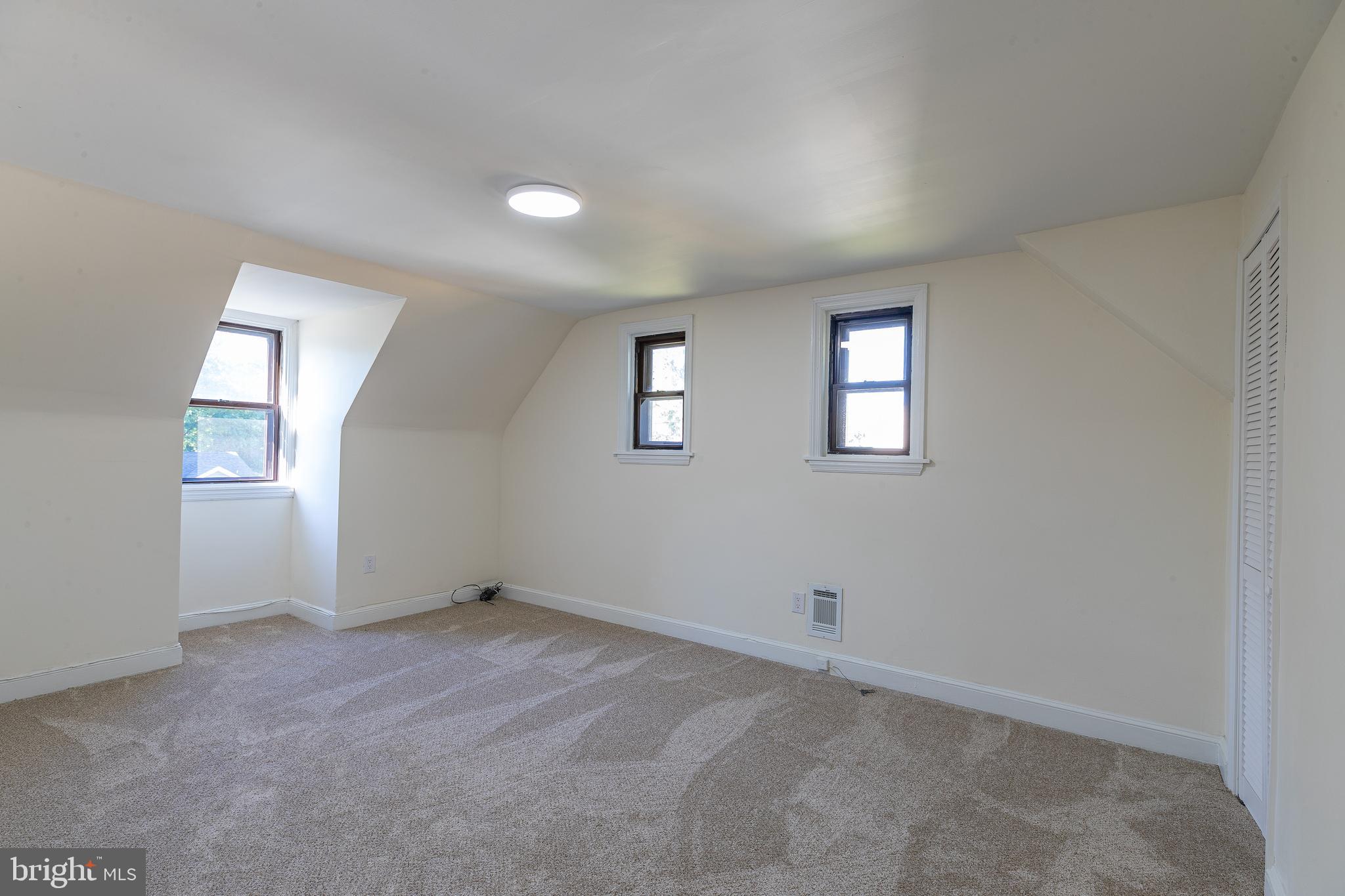 WINDER VIL - Residential