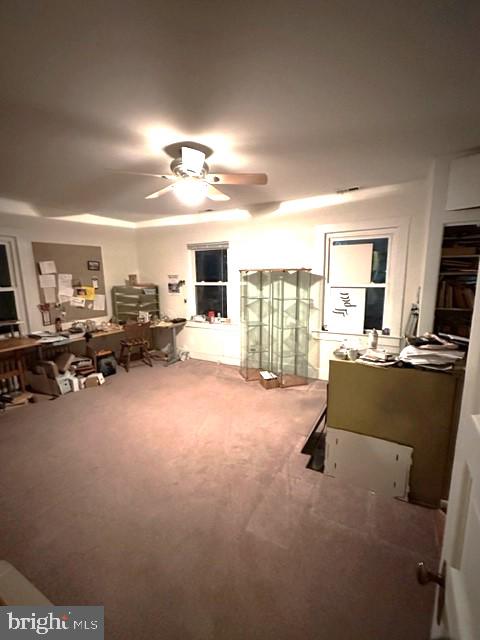 WINDSOR HILLS - Residential