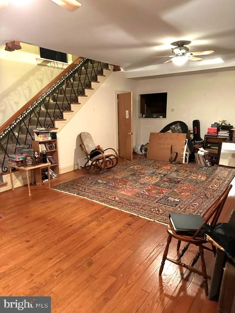 WINDSOR HILLS - Residential