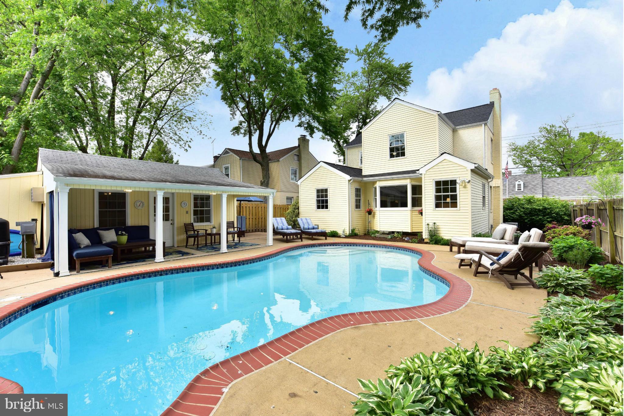 BRADDOCK HEIGHTS - Residential