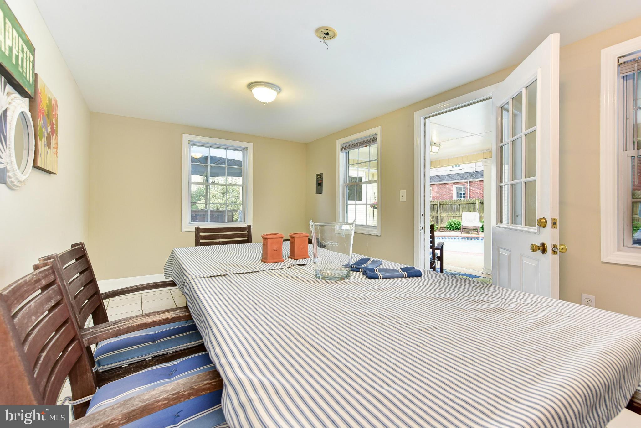 BRADDOCK HEIGHTS - Residential