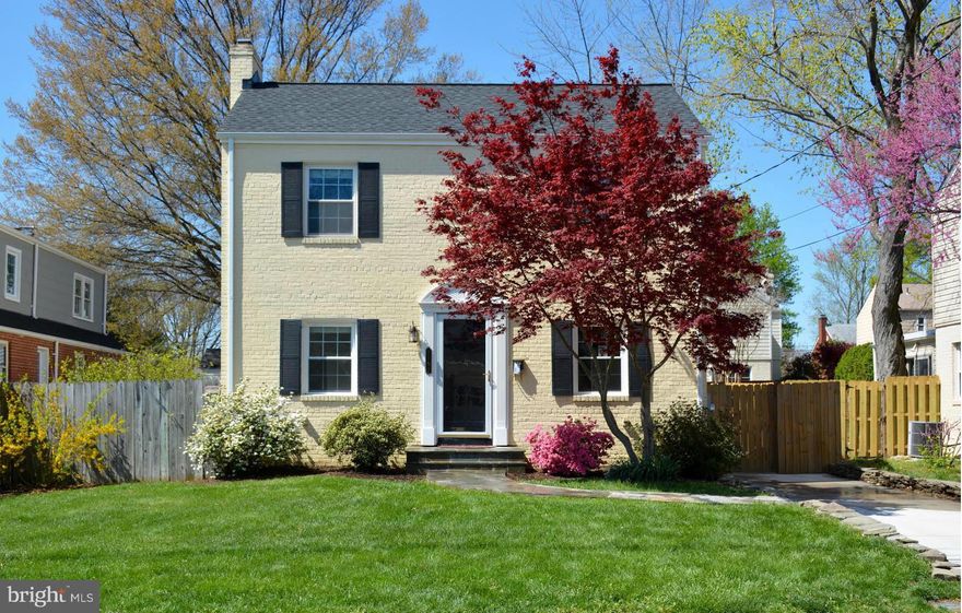 Freshly painted with newly finished hardwood floors throughout, this classic three bedroom, one & a half bath brick colonial with an open kitchen/family room addition, updated baths & wood-burning fireplace shows like a new home. Has stunning pool with pool house. Fenced yard, beautifully landscaped, & off-street parking on newly paved driveway. New low energy lighting thru-out. Great neighborhood