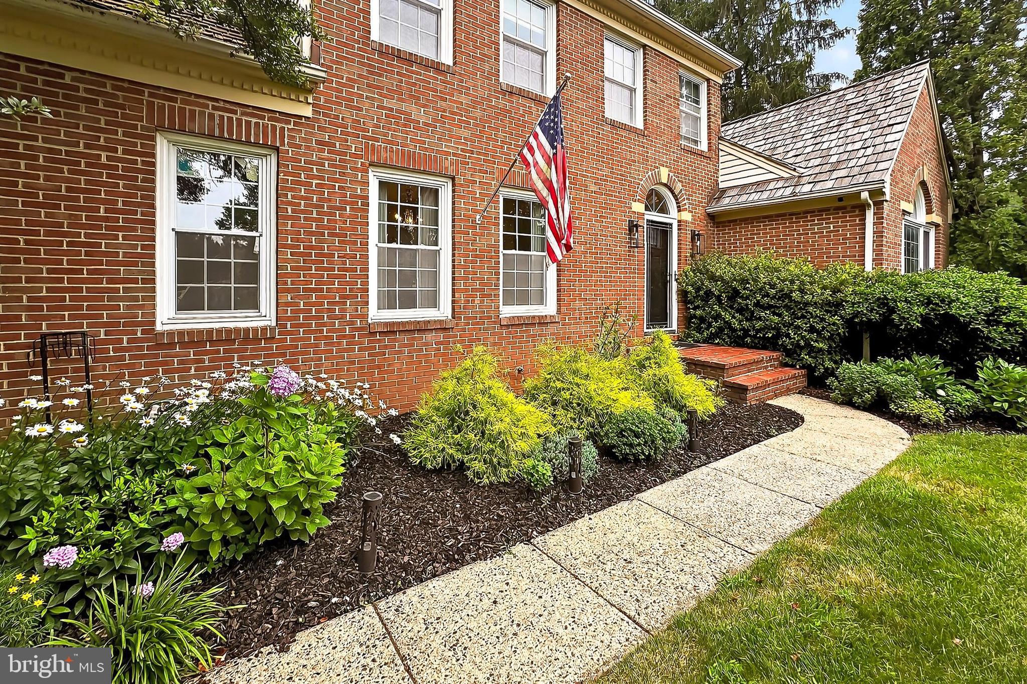 2883 FRANKLIN OAKS DRIVE