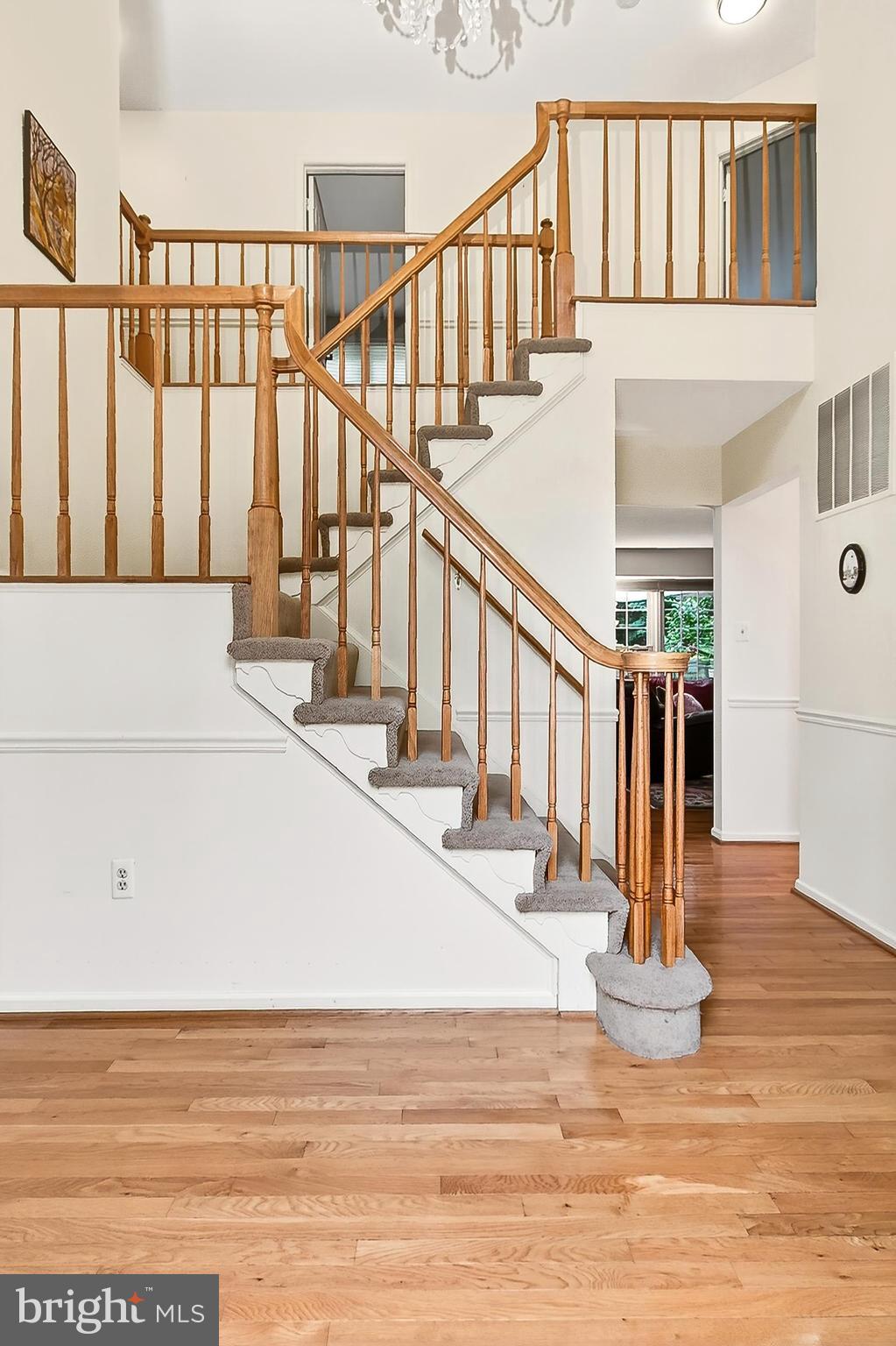 2883 FRANKLIN OAKS DRIVE