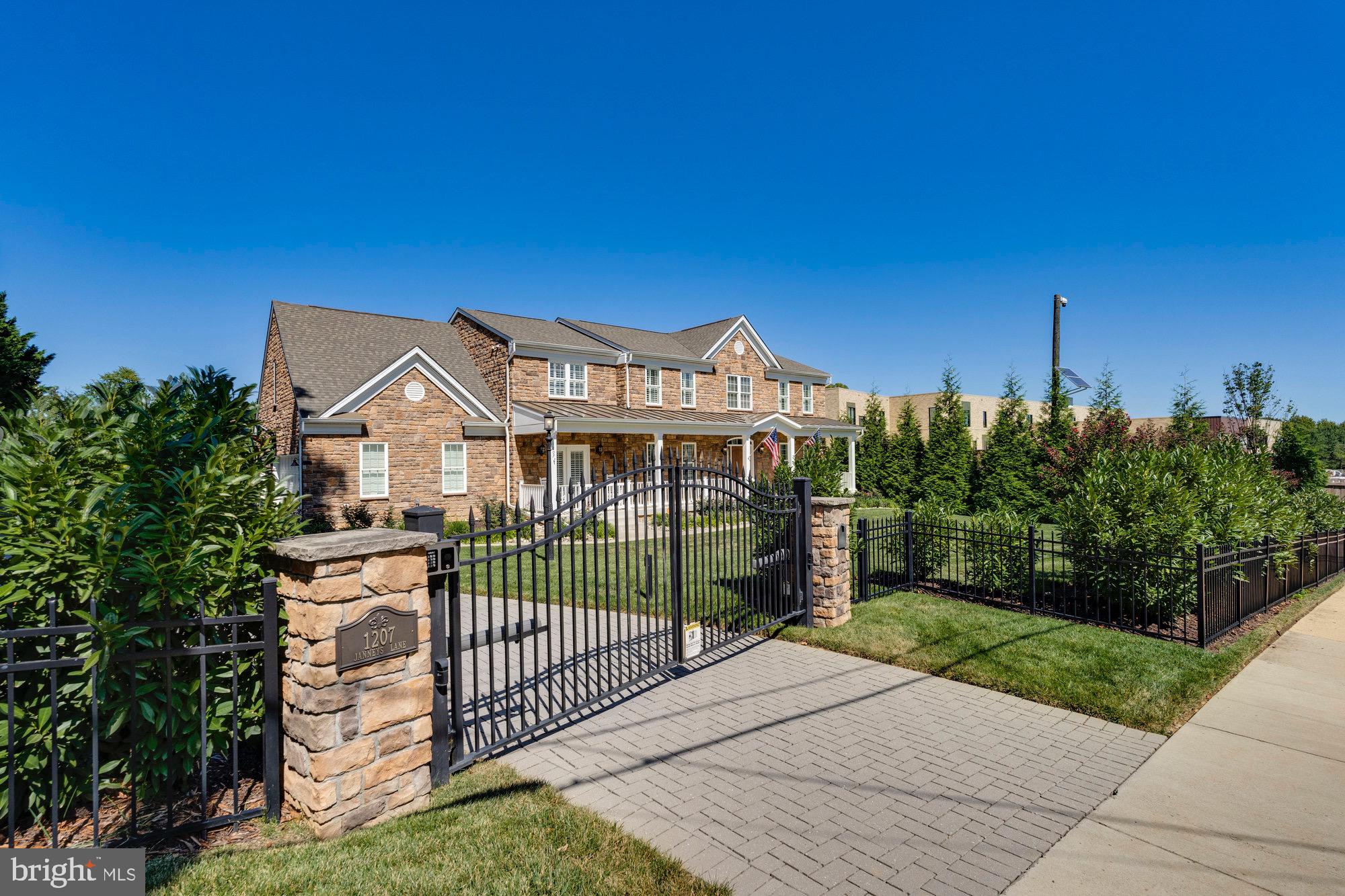 BALLANTRAE - Residential