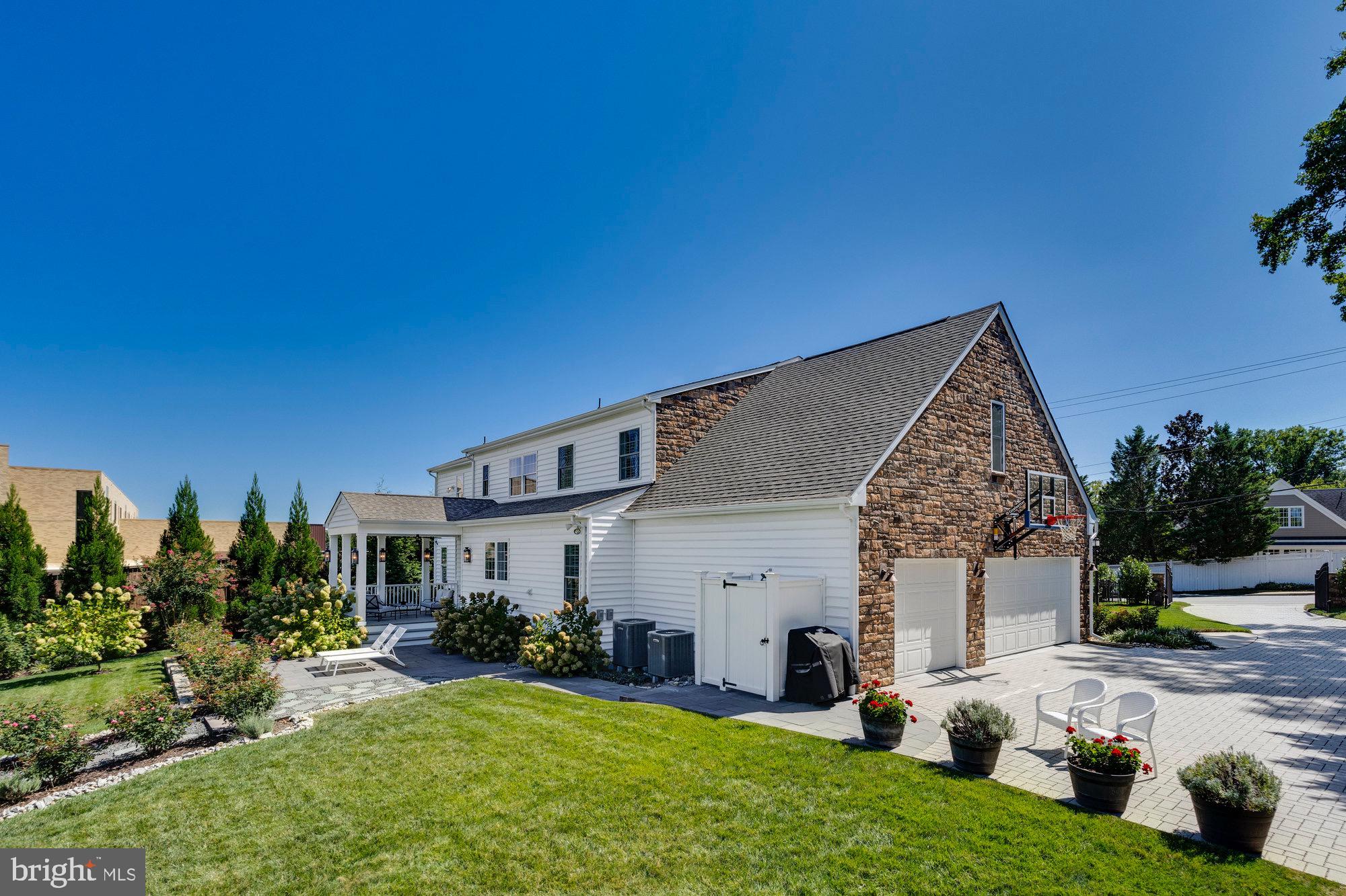 BALLANTRAE - Residential