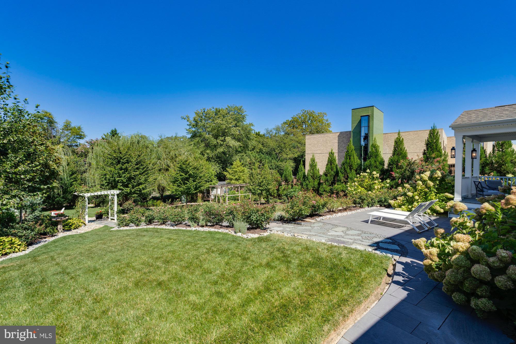 BALLANTRAE - Residential