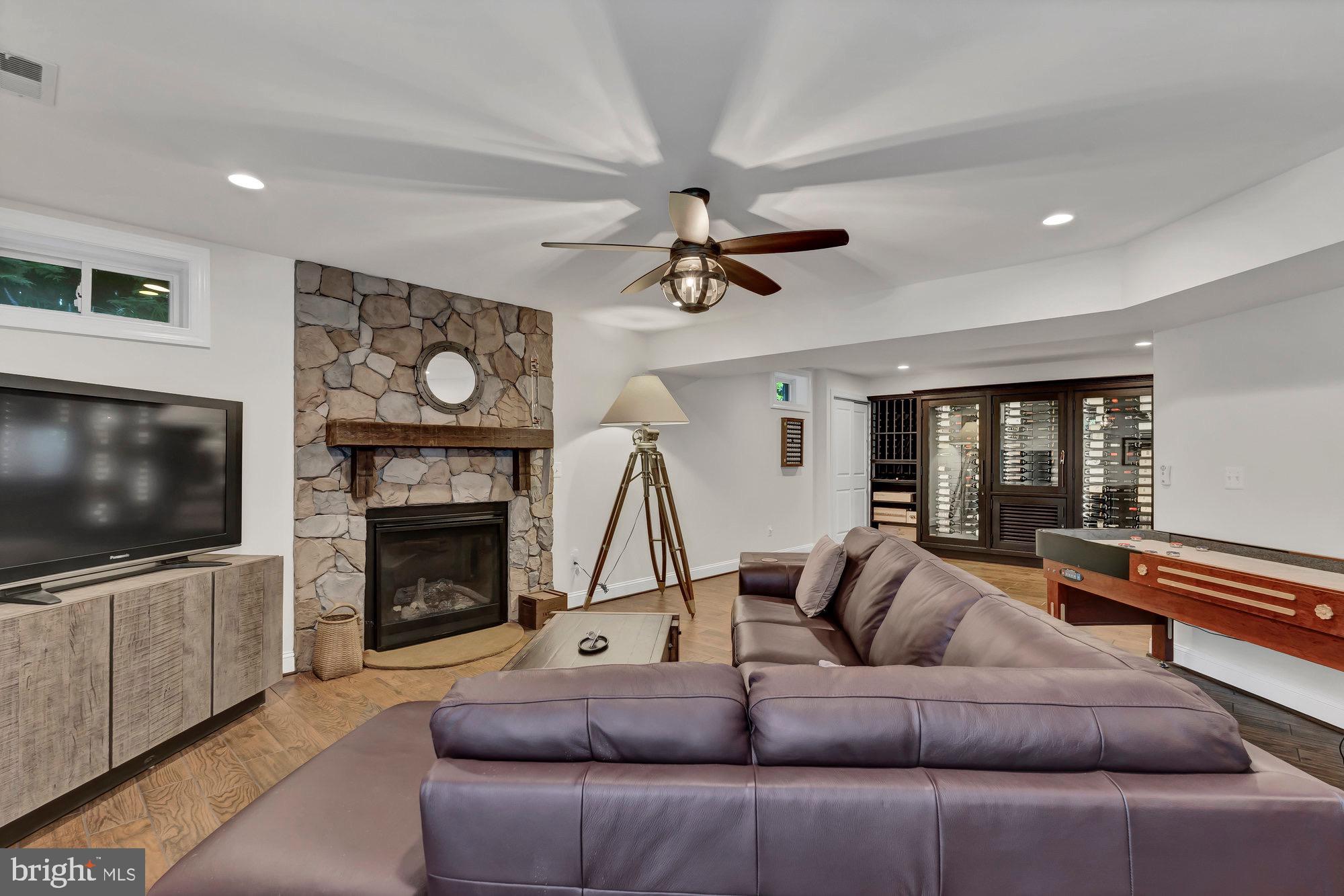 BALLANTRAE - Residential