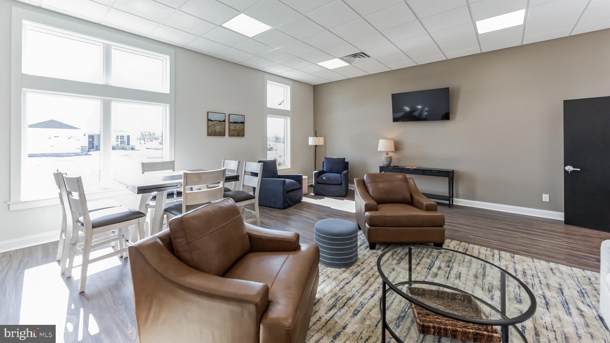 POTTSGROVE HUNT - Residential