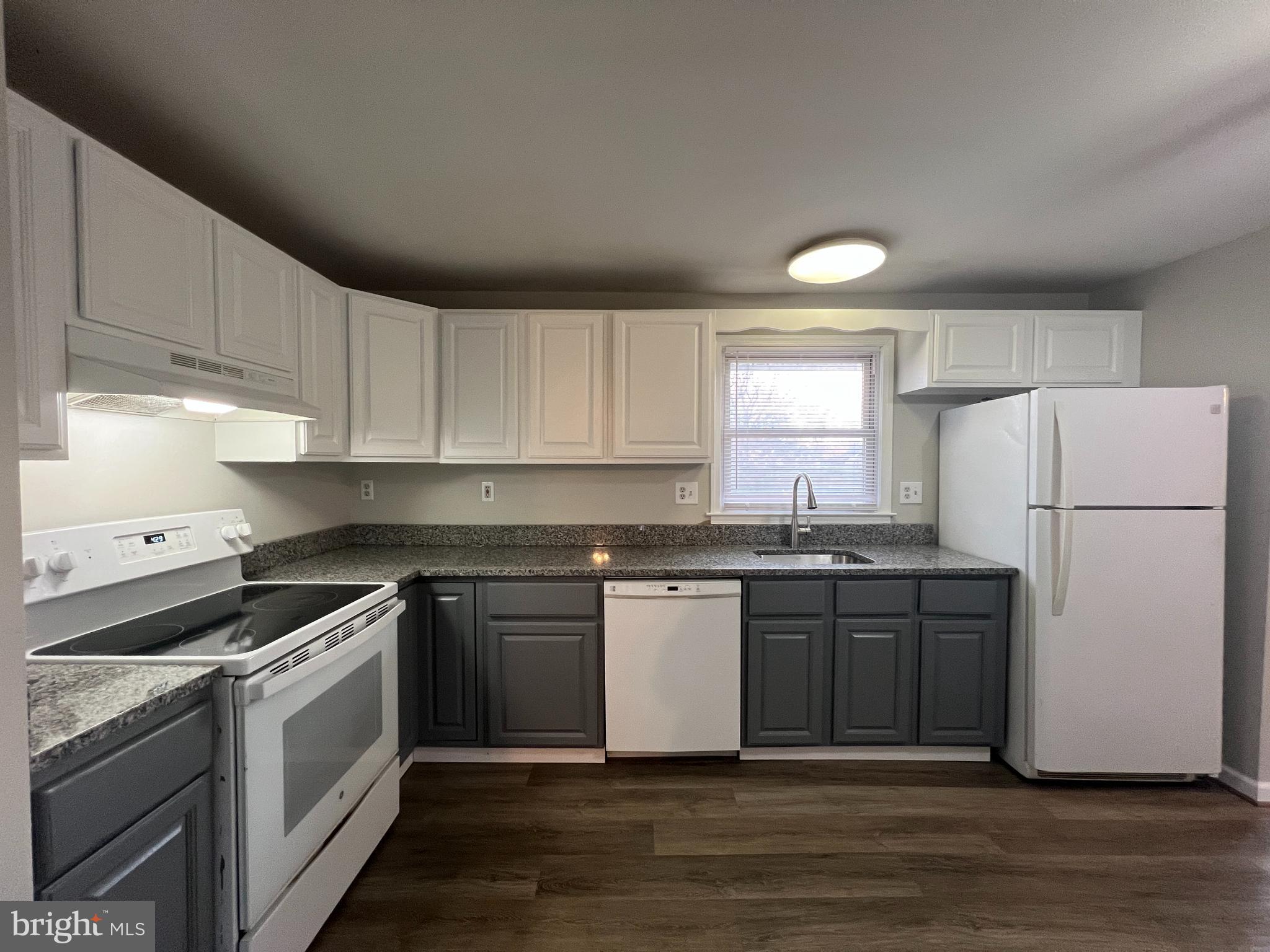 PINEFIELD - Residential Lease