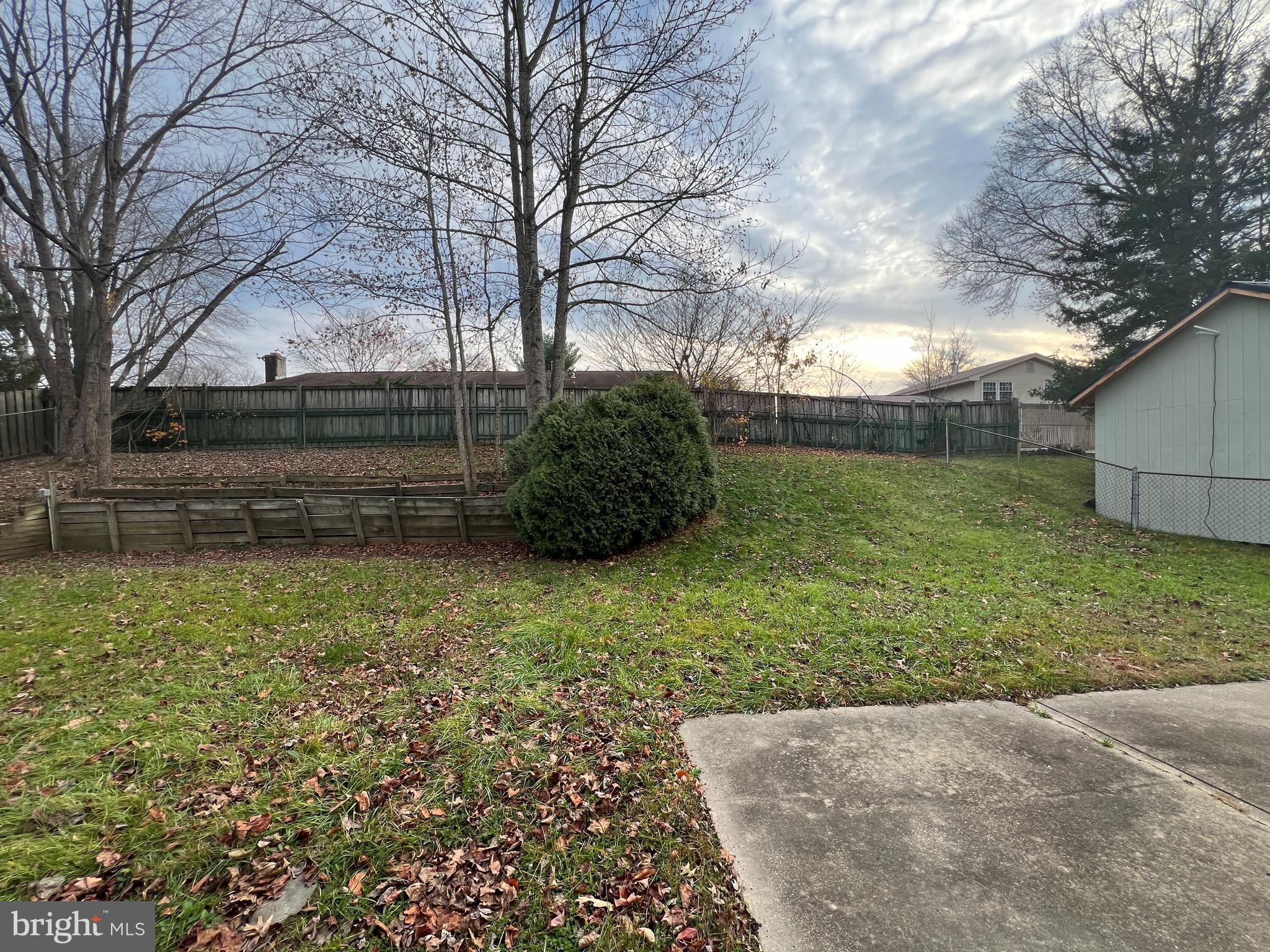 PINEFIELD - Residential Lease