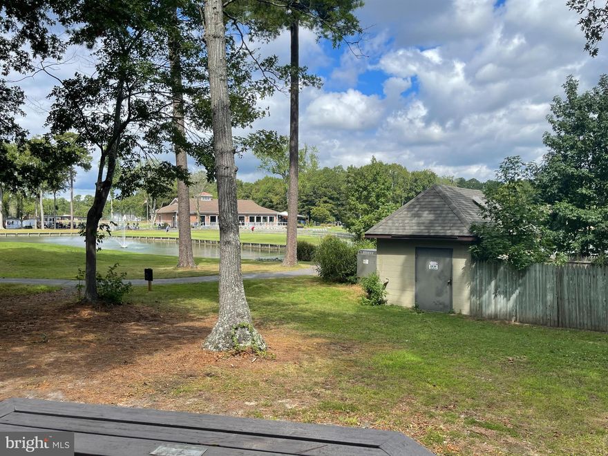 REDUCED - HURRY before the Spring & RENT ALL SUMMER! Another great unit in Borderlinks! Don't miss this opportunity- RENOVATED, VACANT UNIT & 3 BEDROOMS FACING THE GOLF COURSE! Great location for Golfers and Group Gatherings! Walk to Ocean Pines Yacht Club, watch the live local Bands & Enjoy your Dinner! Or walk right out to the Golf course, yards away from the Clubhouse! This is a very good investment for rental opportunities and future potential Value Increase! These are inexpensive now, but many owners are adding Love & Care to the units and this is a Great location to do this, at the right time! So grab one quick for you and Don't Miss this opportunity!