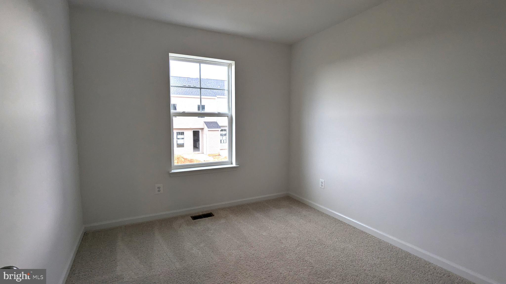 KING'S CROSSING - Residential Lease