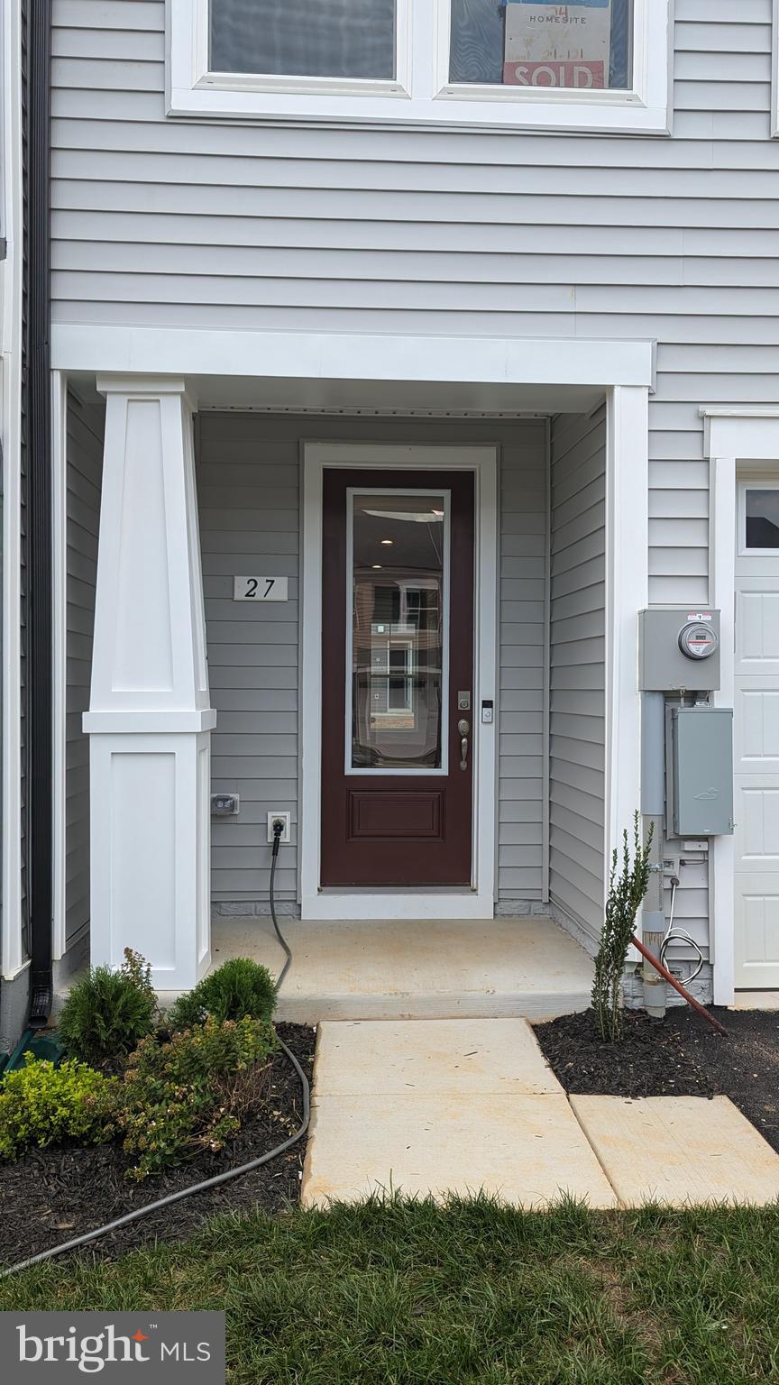 KING'S CROSSING - Residential Lease