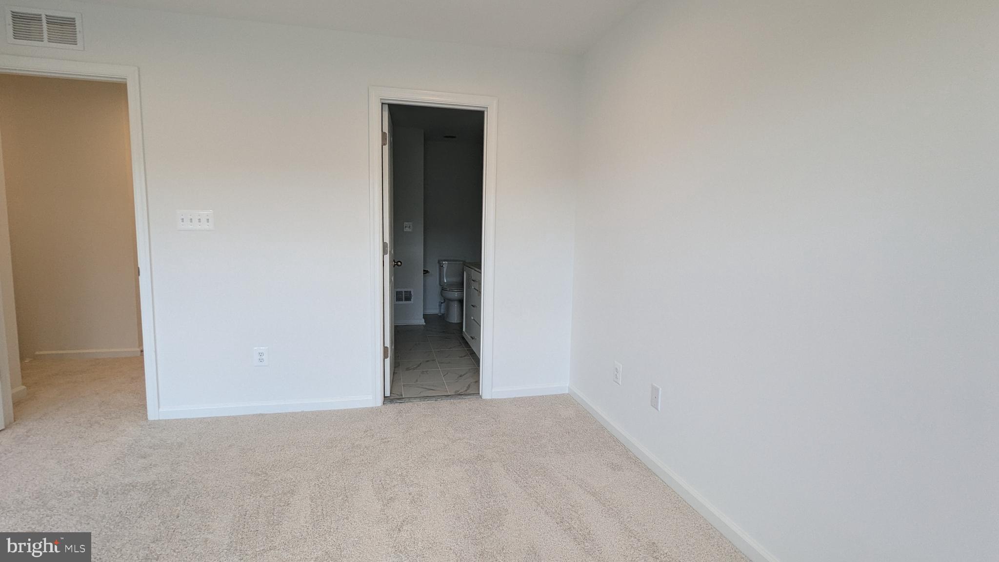 KING'S CROSSING - Residential Lease