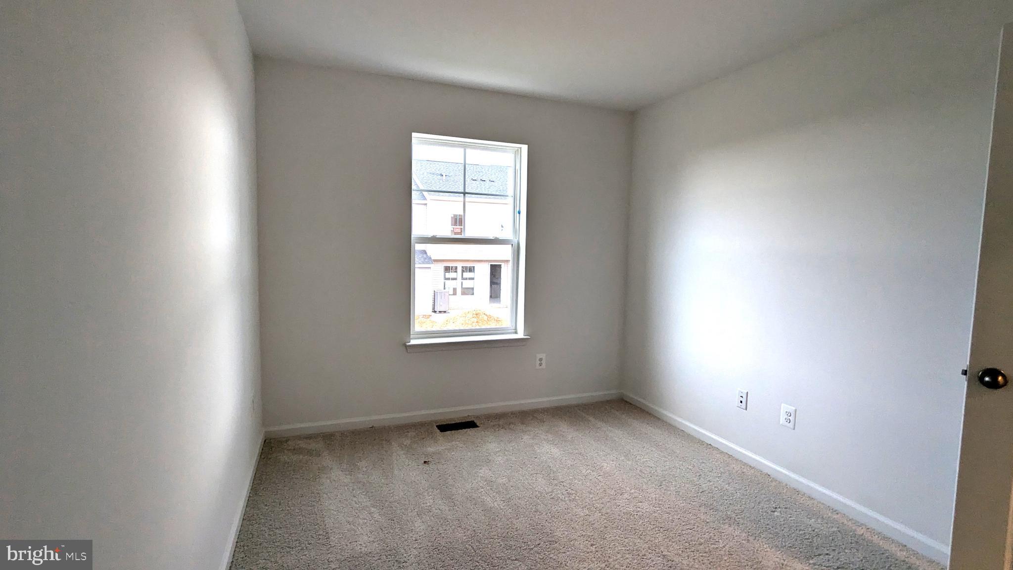 KING'S CROSSING - Residential Lease