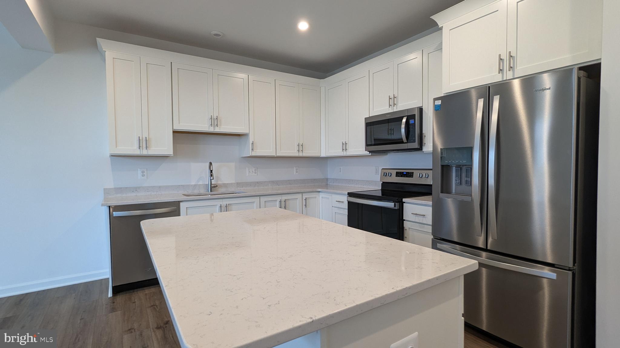 KING'S CROSSING - Residential Lease