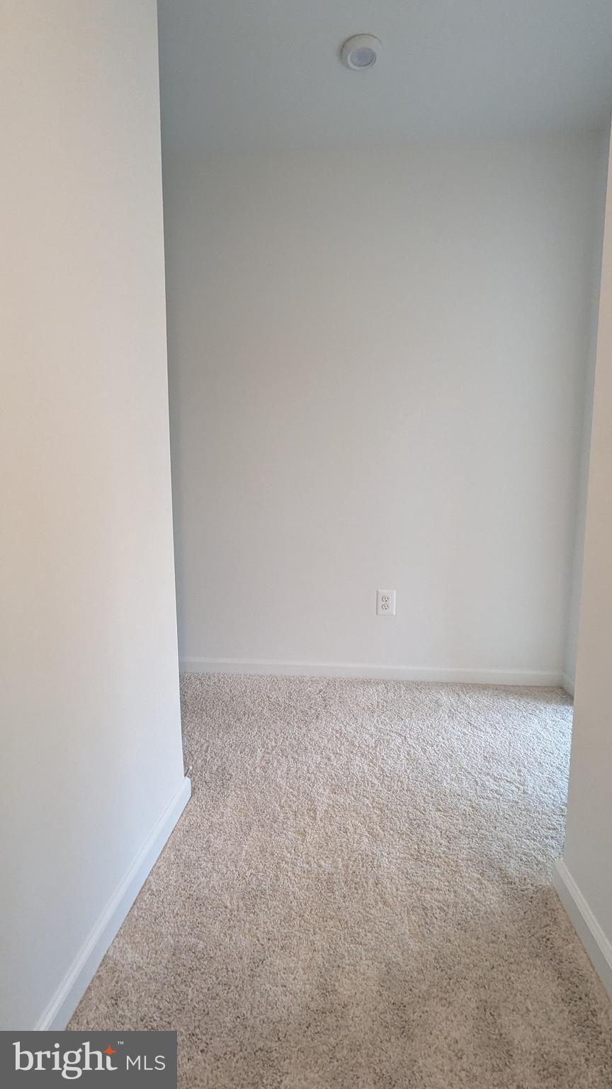 KING'S CROSSING - Residential Lease