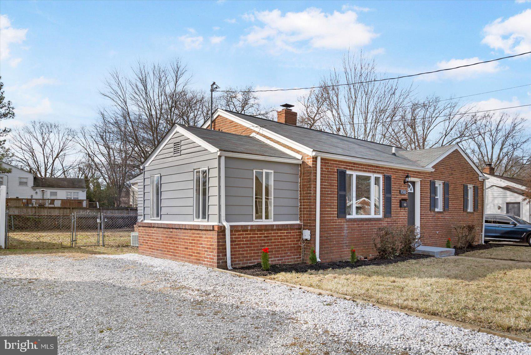 COLONY HILLS - Residential