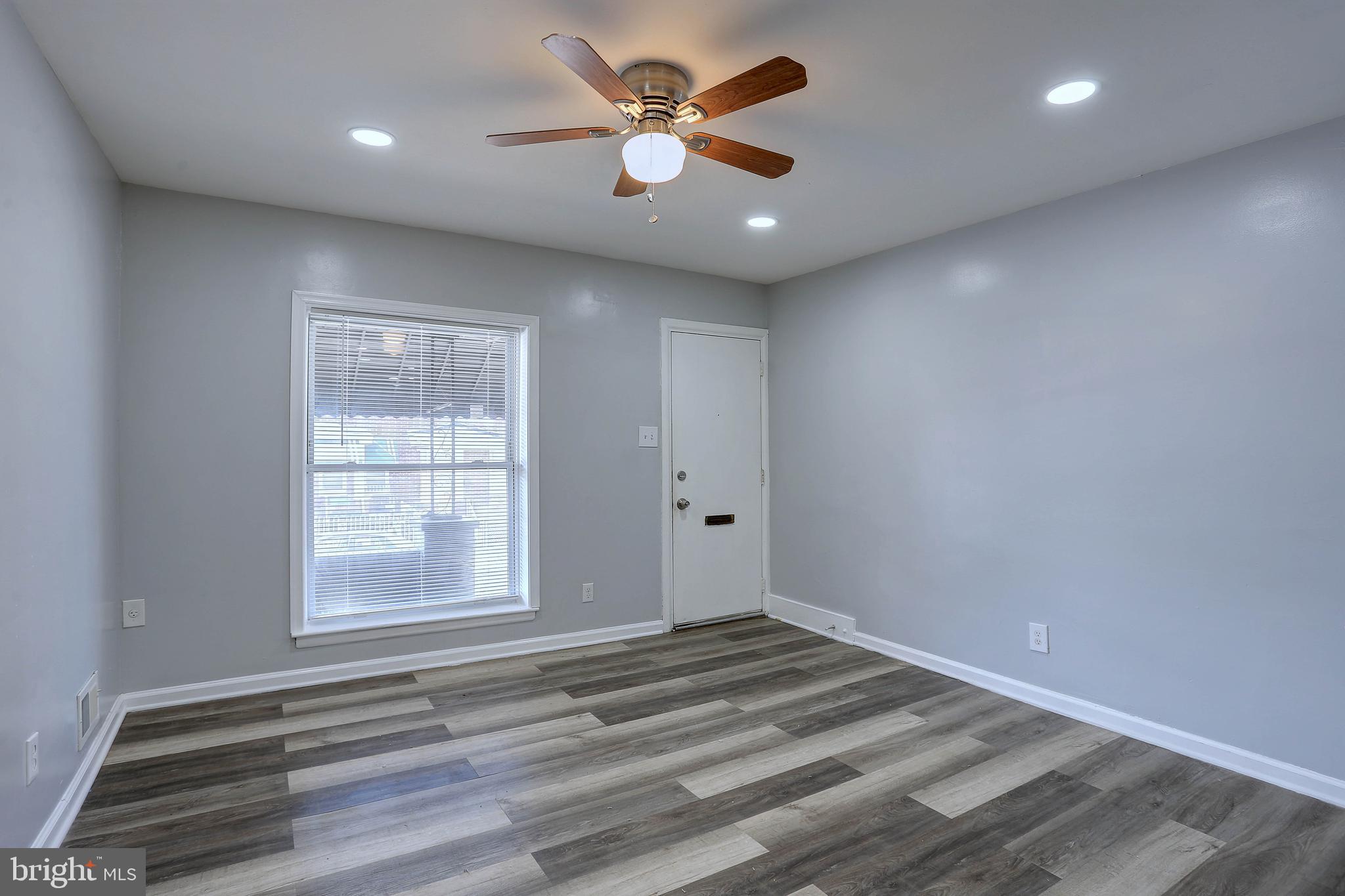 MIDTOWN EDMONDSON - Residential Lease