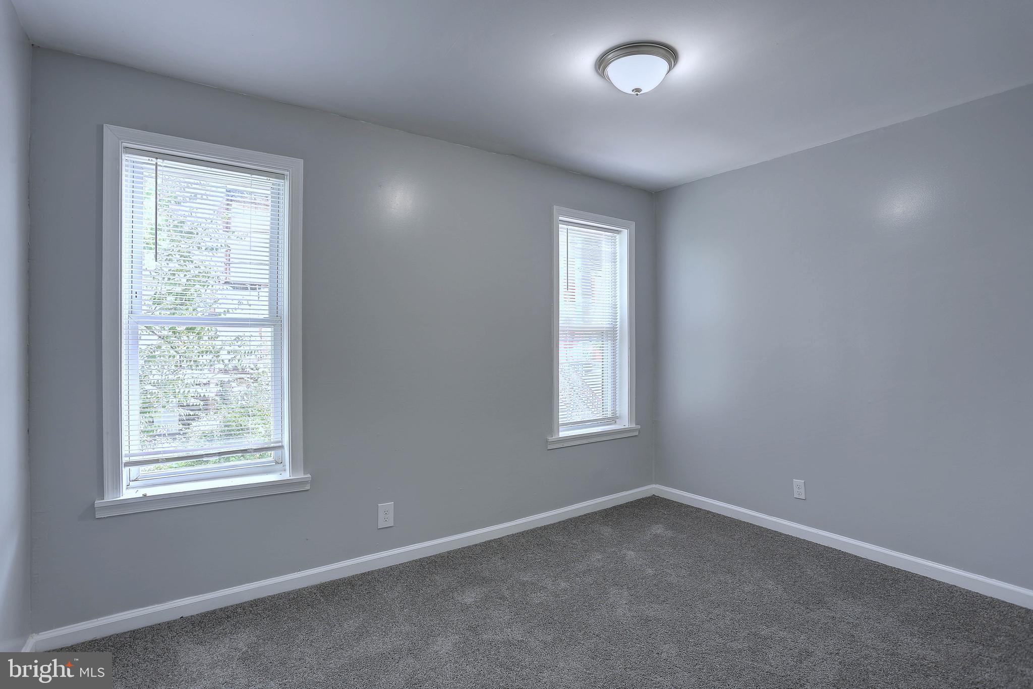 MIDTOWN EDMONDSON - Residential Lease