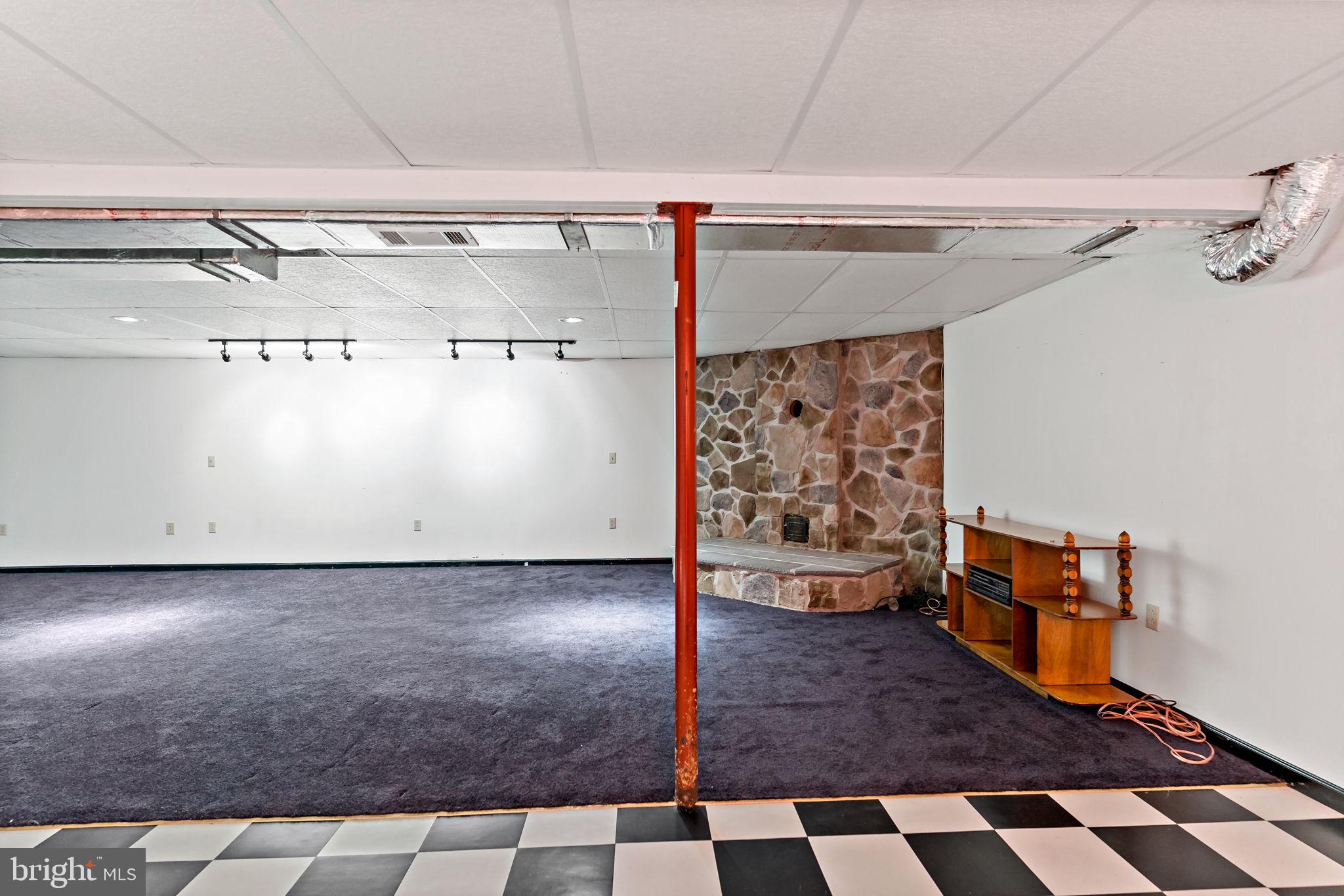 MARLOWE WOODS - Residential