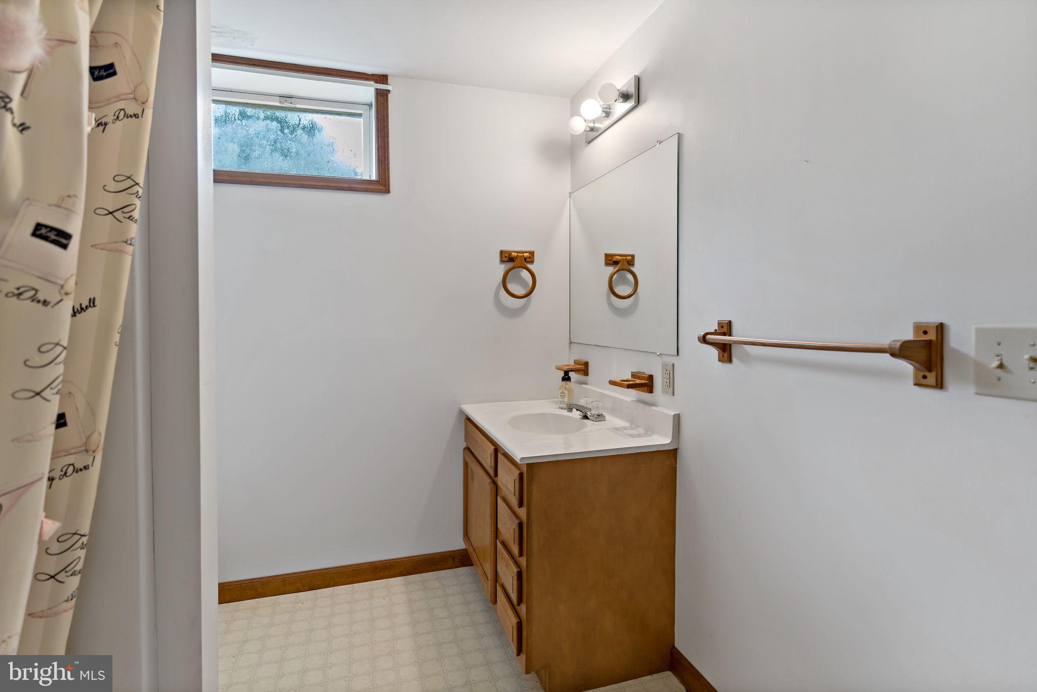 MARLOWE WOODS - Residential