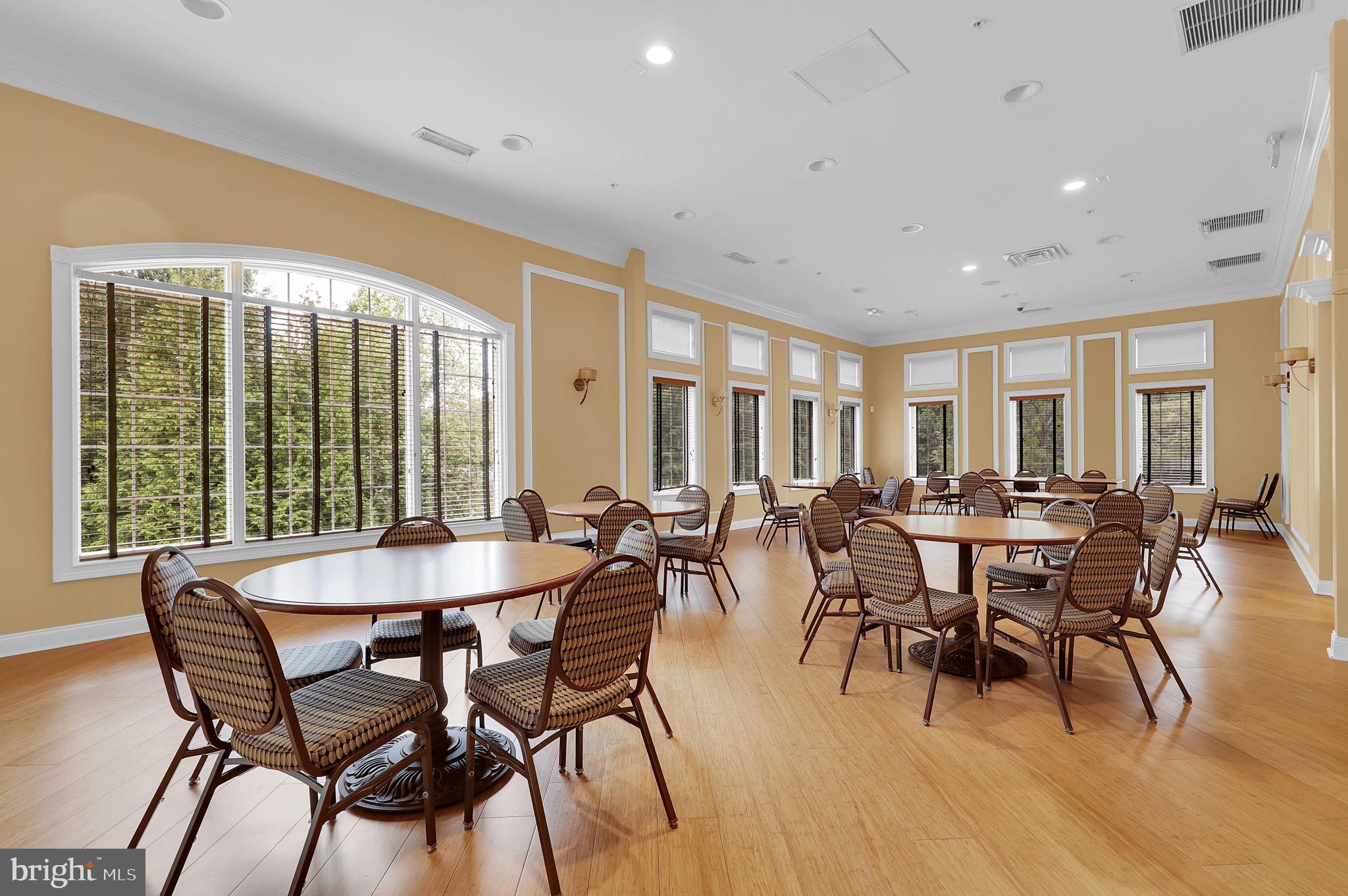 SNOWDEN OVERLOOK - Residential