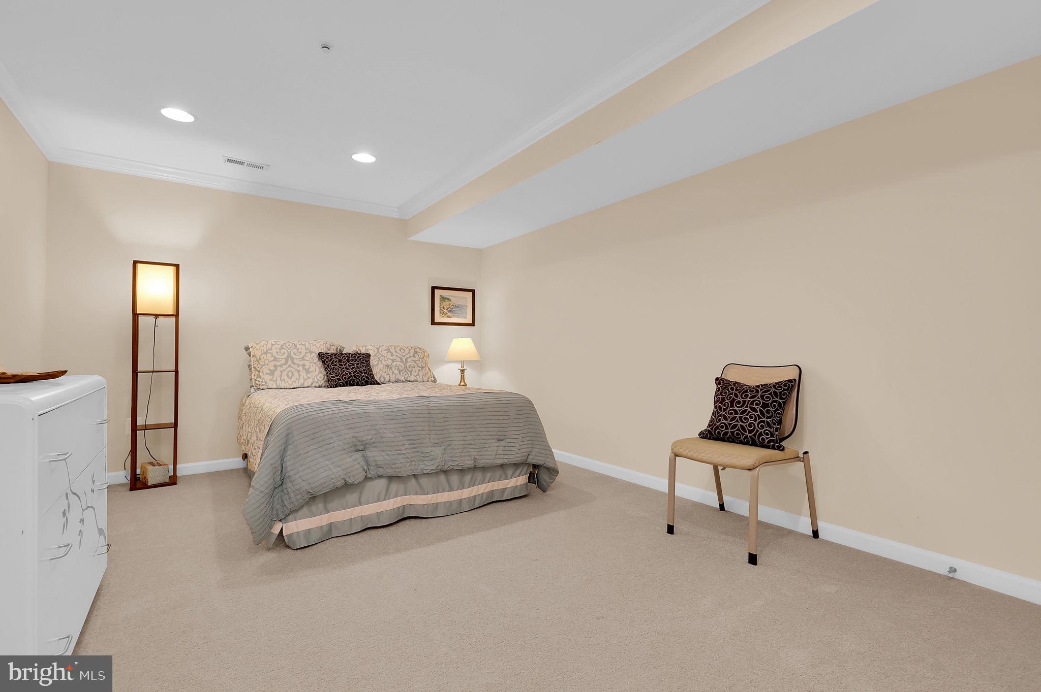 SNOWDEN OVERLOOK - Residential