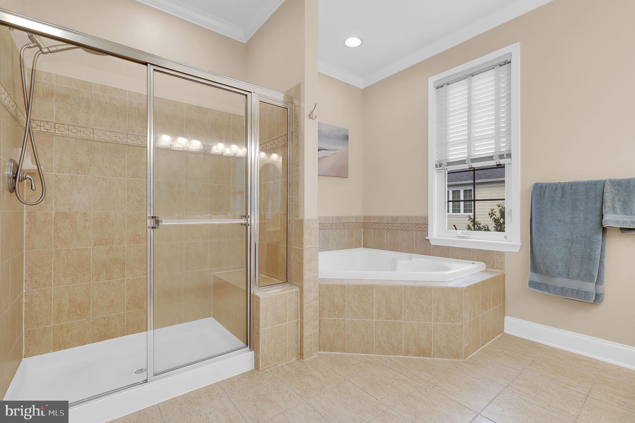 SNOWDEN OVERLOOK - Residential