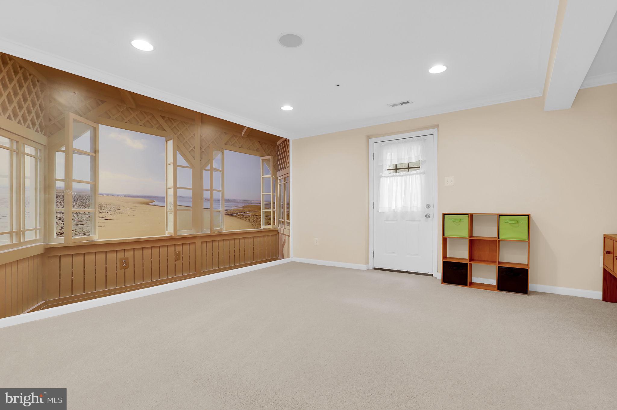 SNOWDEN OVERLOOK - Residential