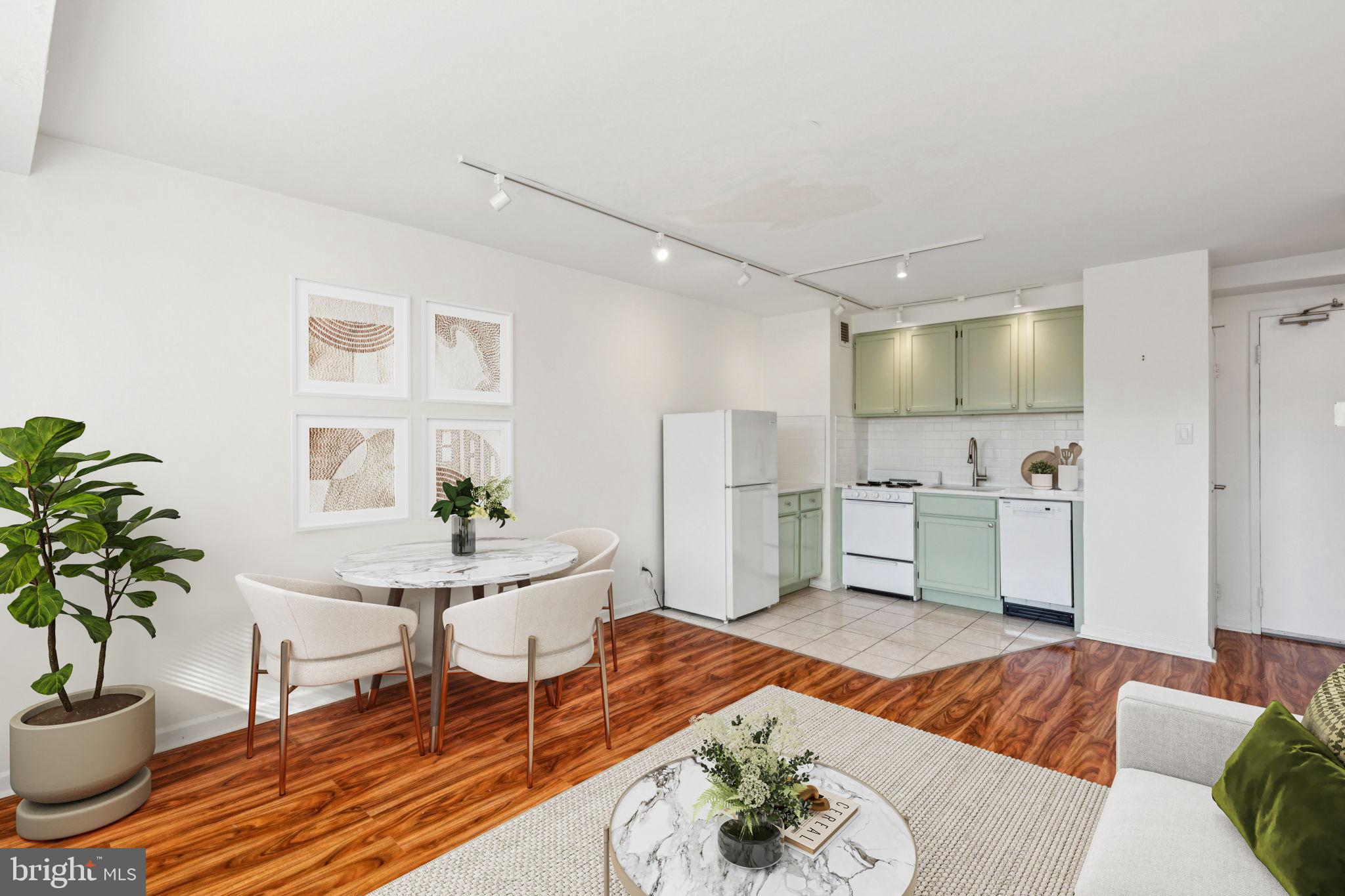 1810 RITTENHOUSE SQUARE 406