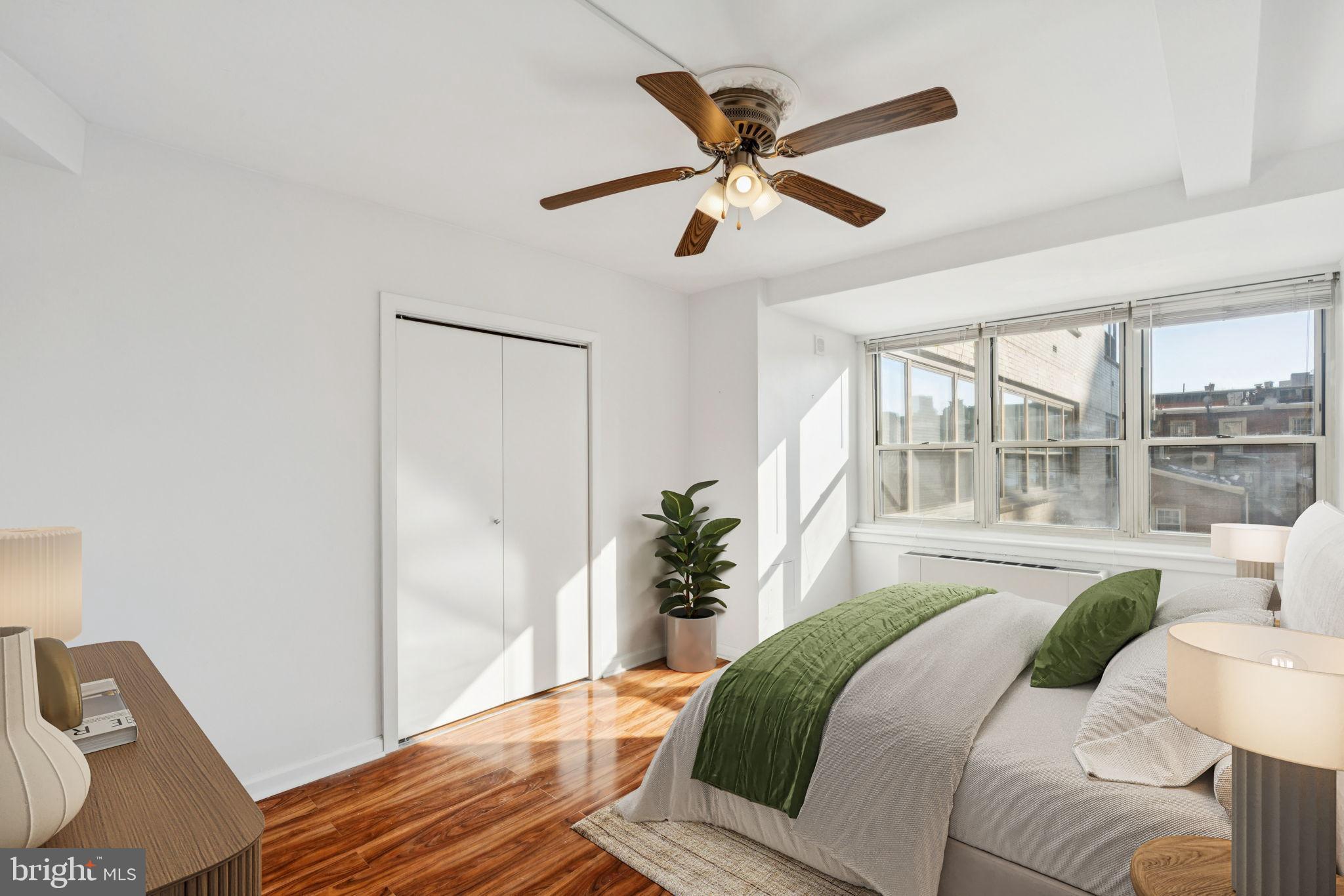 RITTENHOUSE SQUARE - Residential