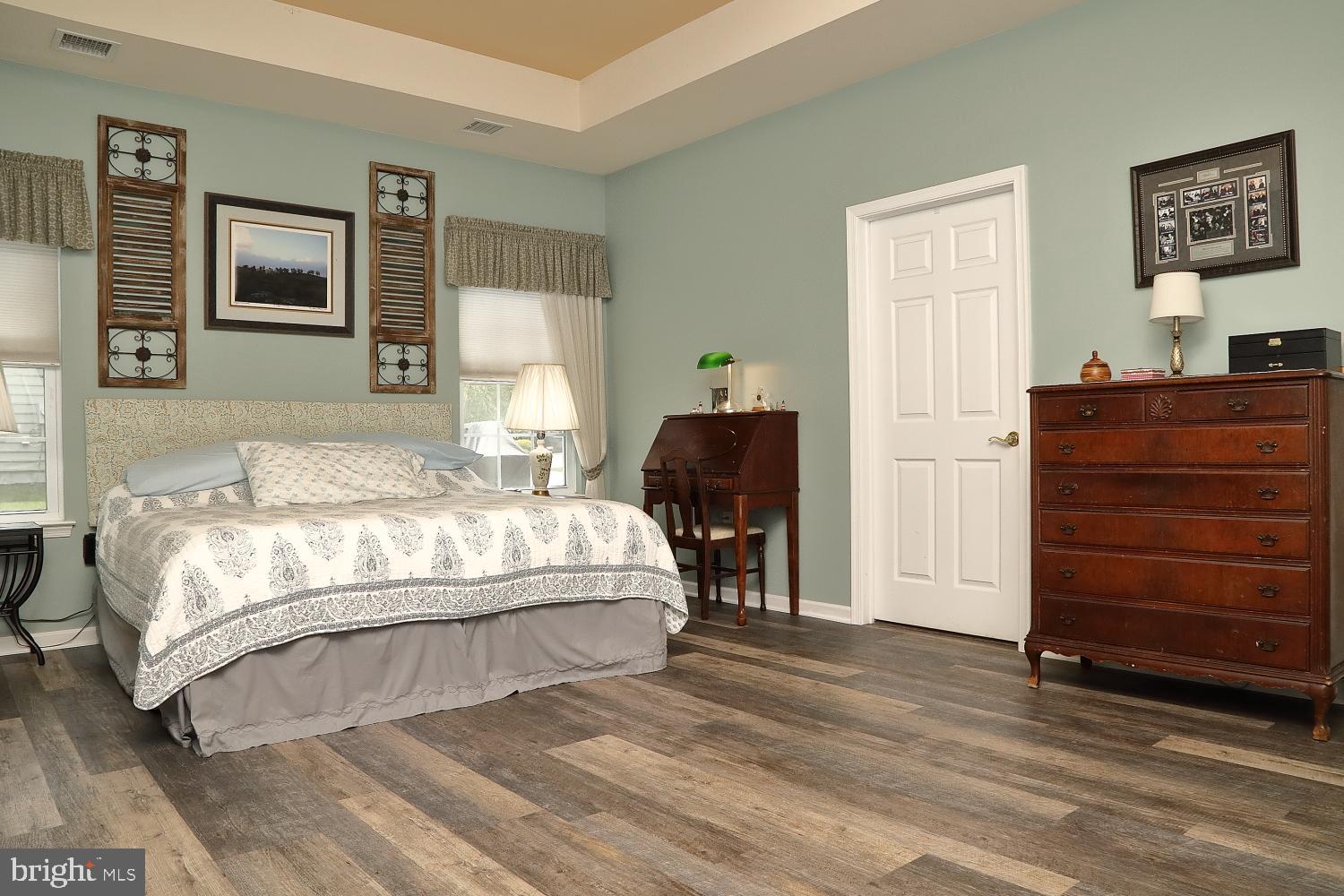 FOUR SEASONS AT ELM TREE - Residential