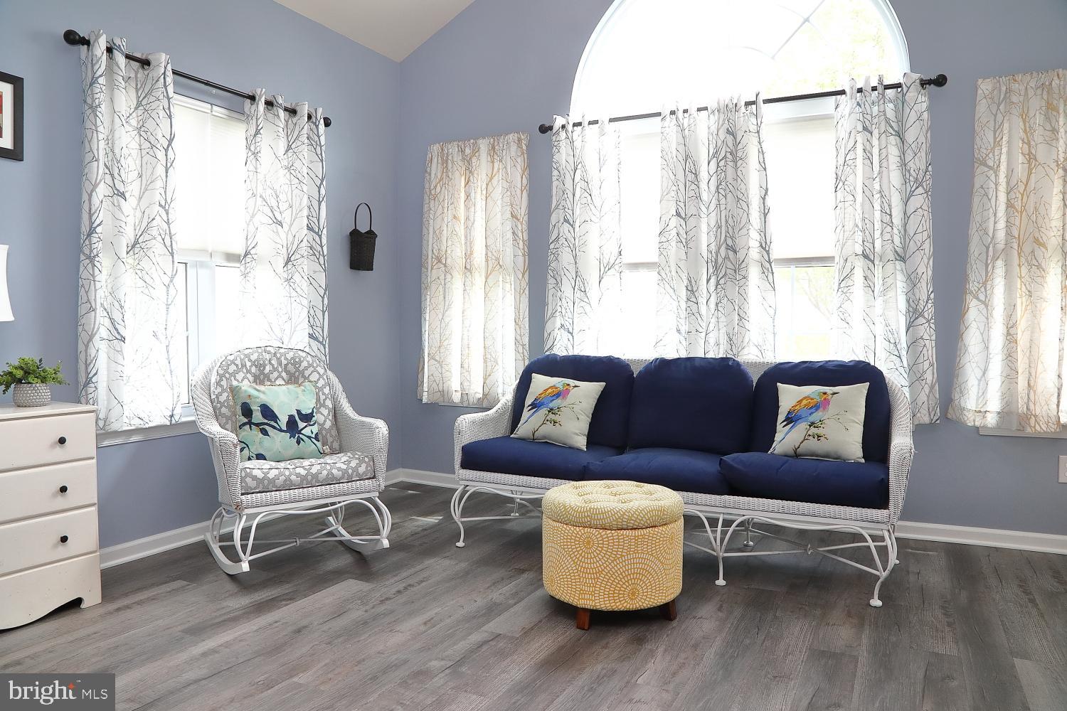 FOUR SEASONS AT ELM TREE - Residential