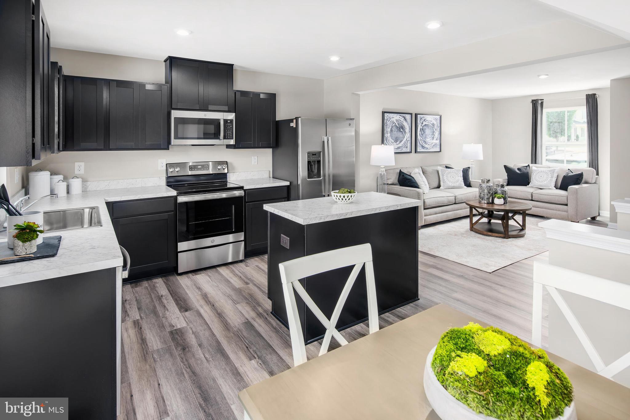 SOUTH BROOK - Residential