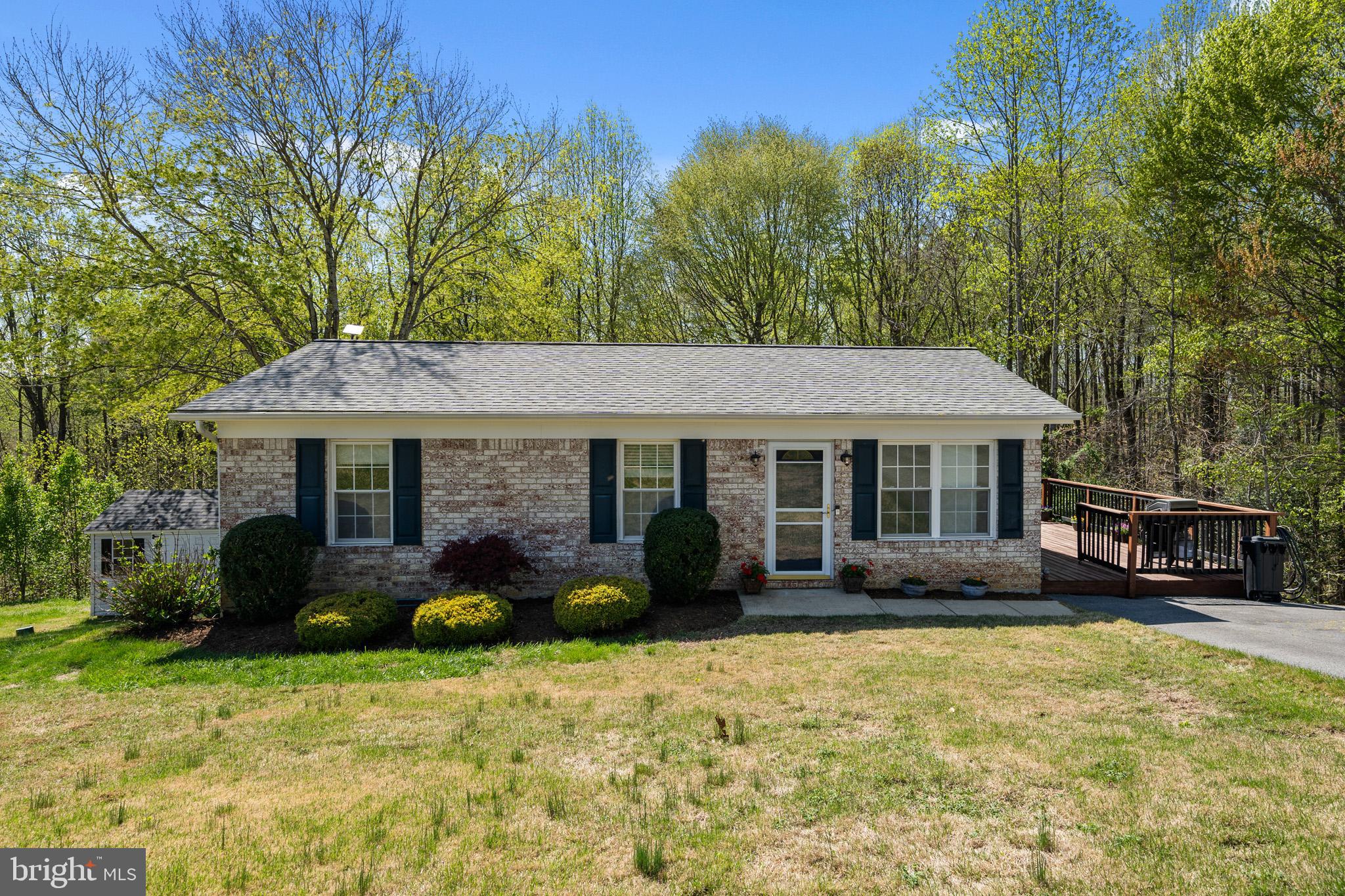 LAUREL RIDGE - Residential