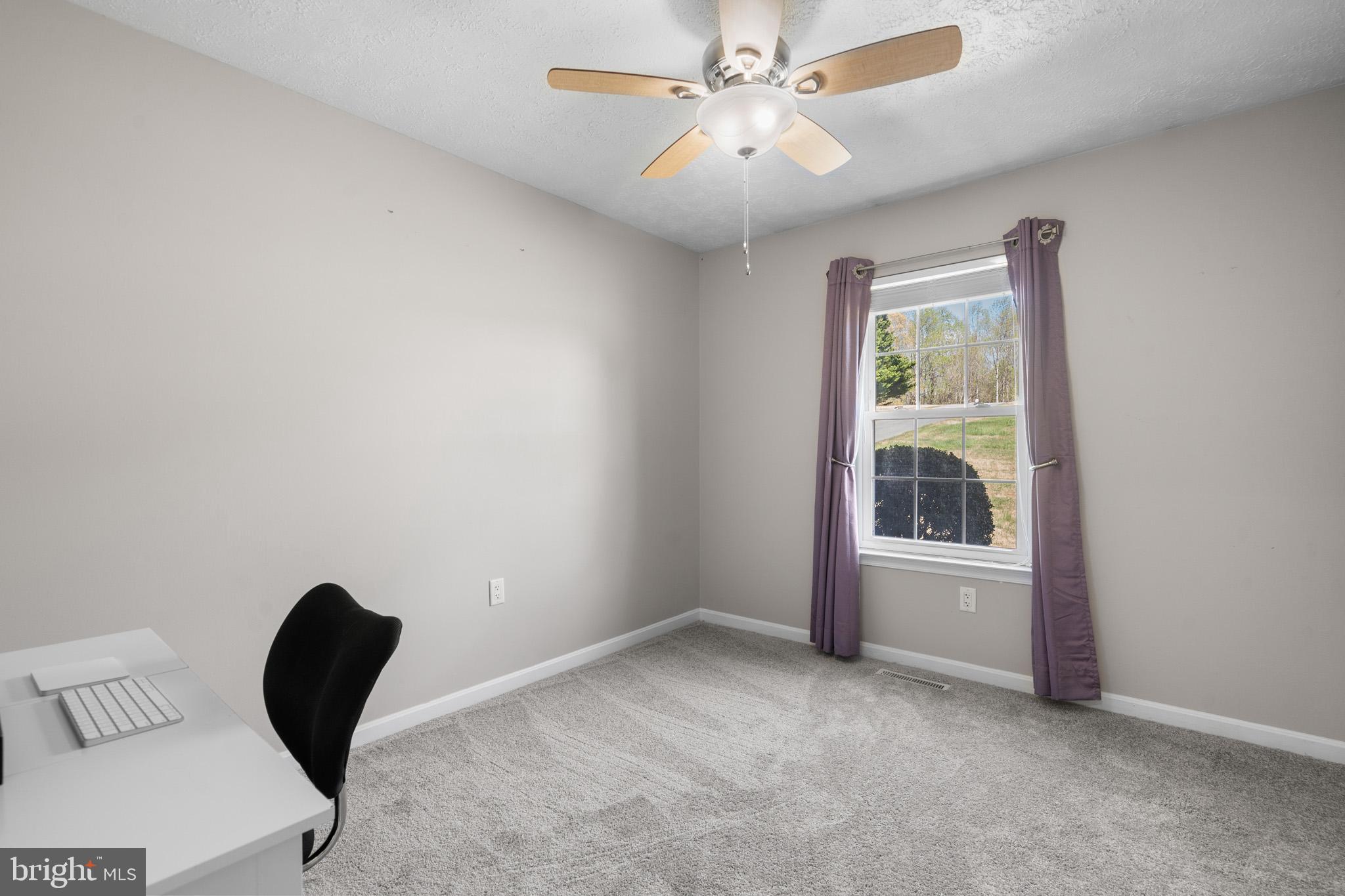 LAUREL RIDGE - Residential