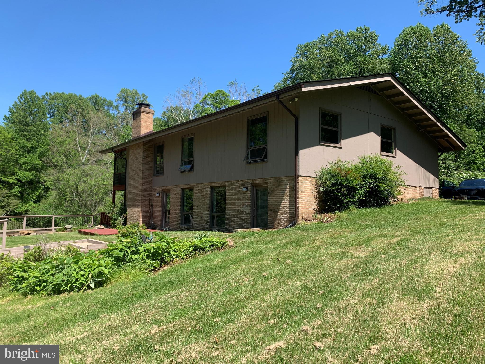 SCIENTISTS CLIFFS - Residential