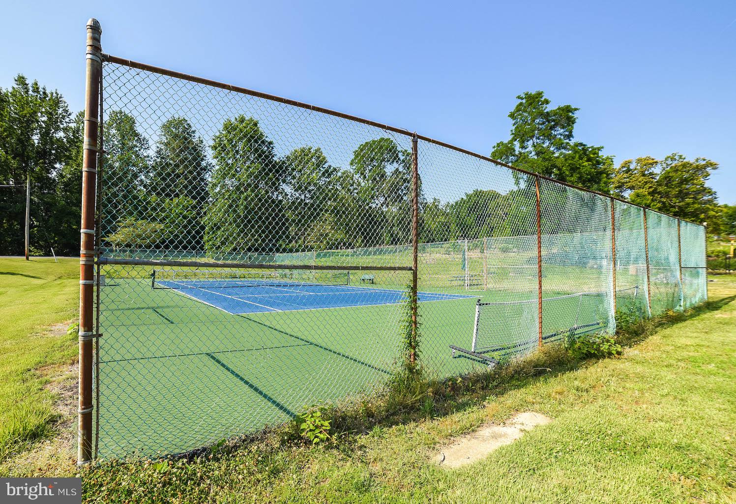 SCIENTISTS CLIFFS - Residential