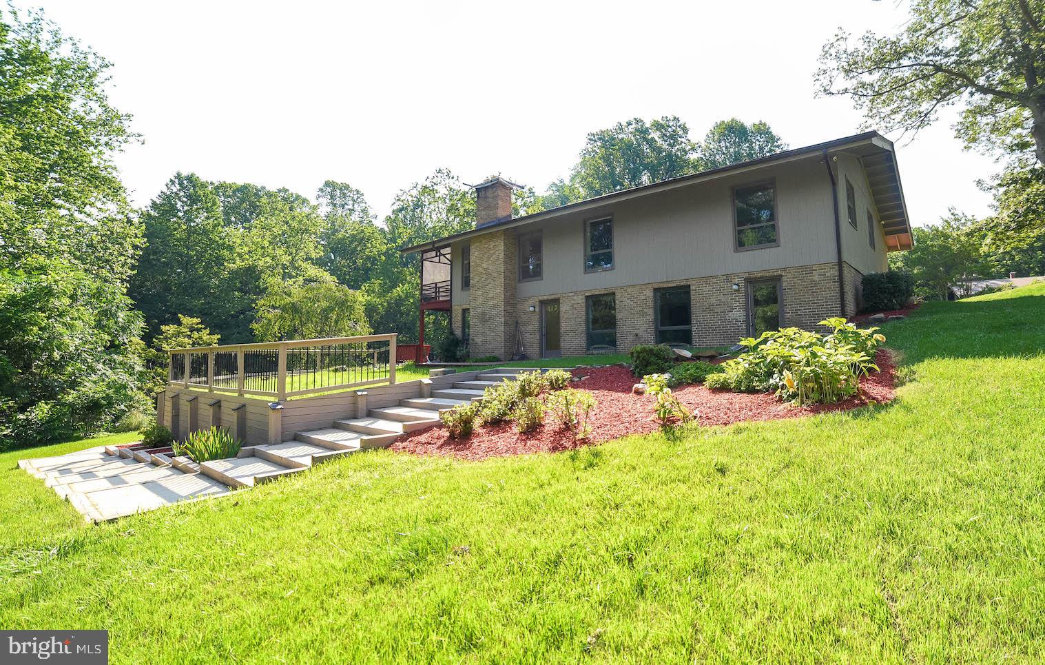 SCIENTISTS CLIFFS - Residential