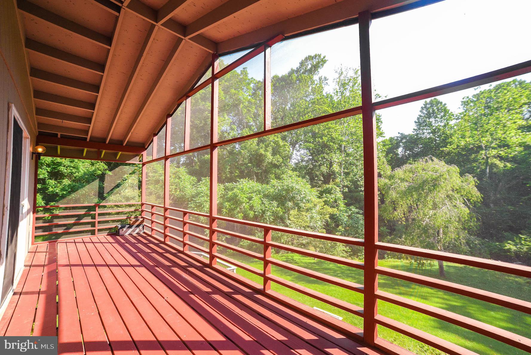 SCIENTISTS CLIFFS - Residential