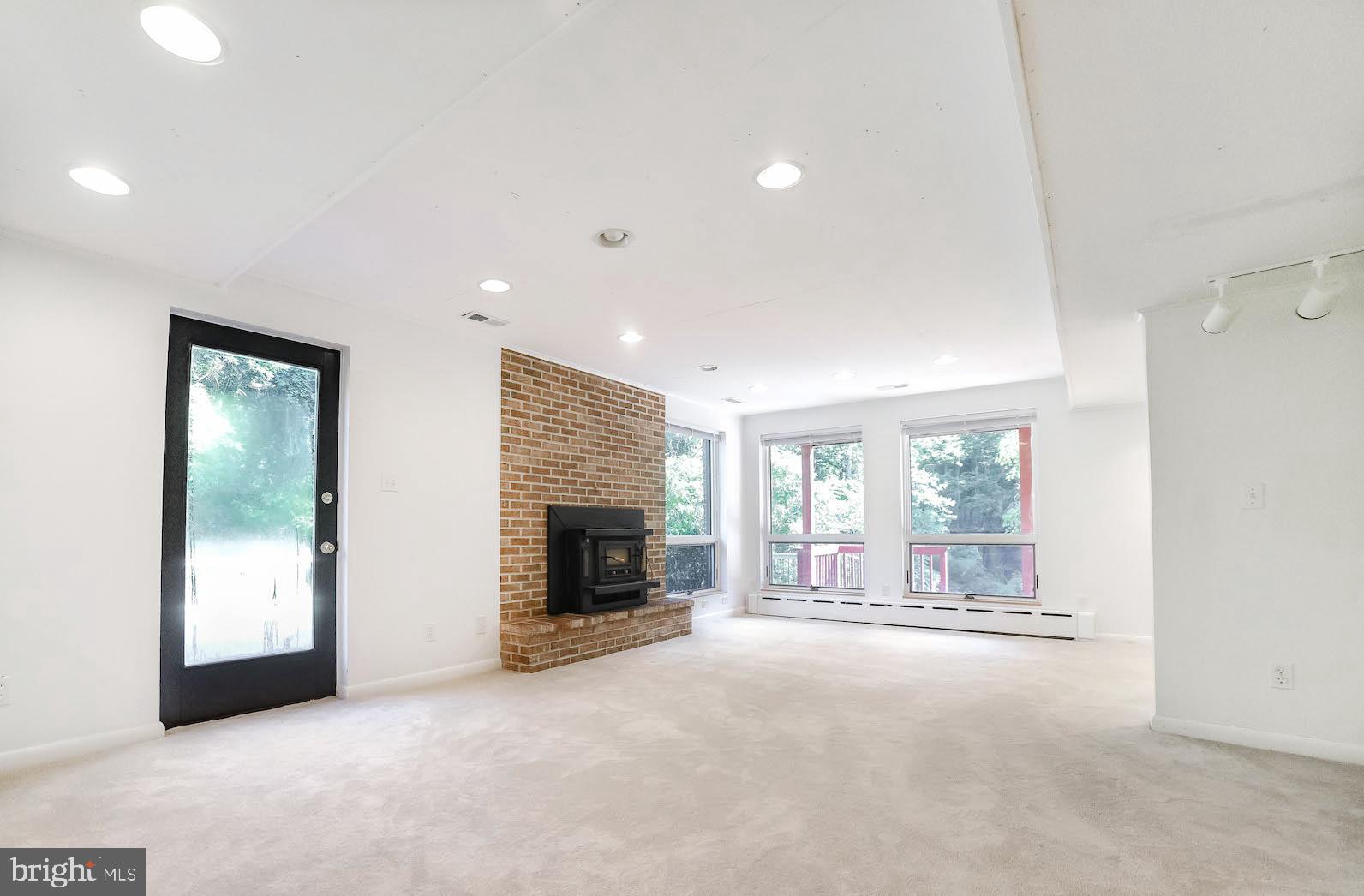 SCIENTISTS CLIFFS - Residential