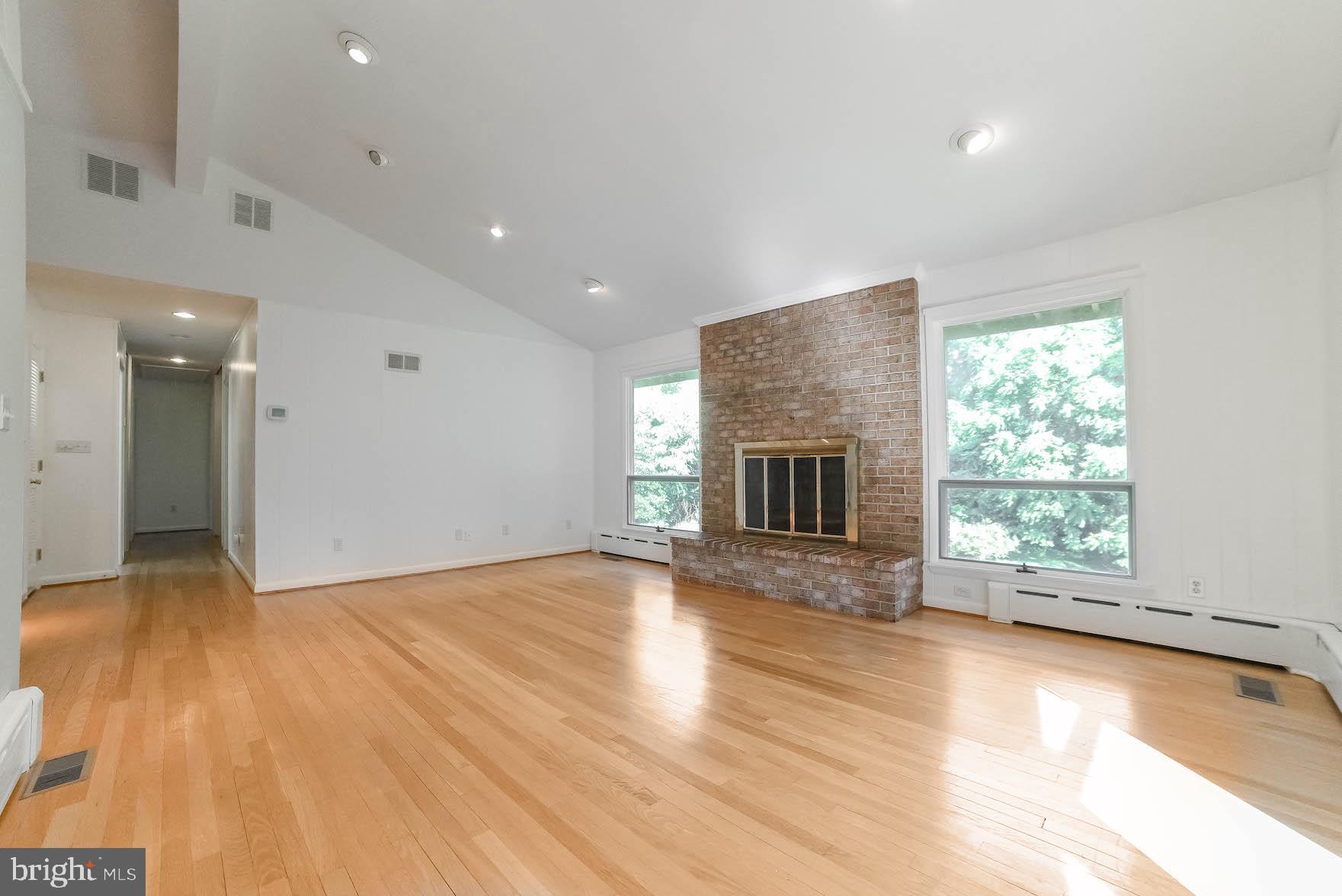 SCIENTISTS CLIFFS - Residential